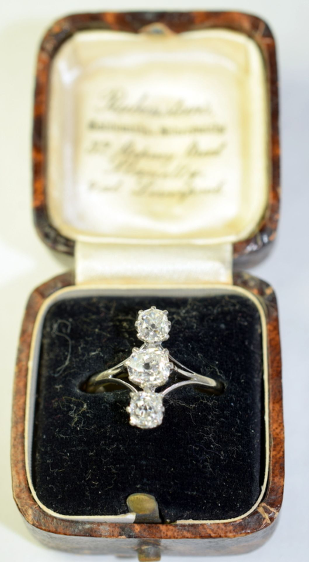 Vintage Lady's 1ct Diamond Trilogy Ring ***Reserve reduced 22.6.18*** - Bild 5 aus 8