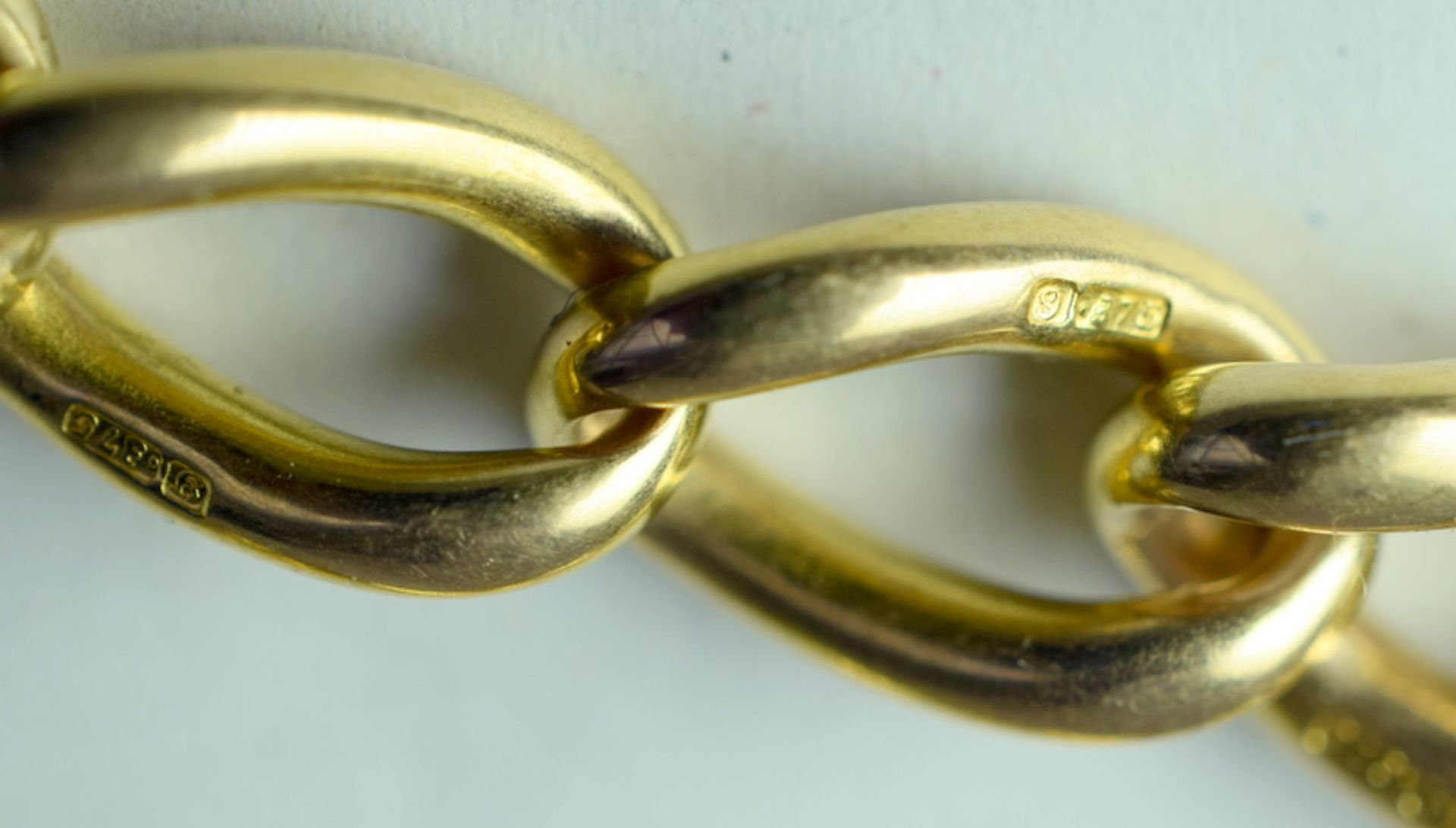 Vintage Large Link 9ct Gold Bracelet With Heart Shape Padlock Clasp - Bild 4 aus 7