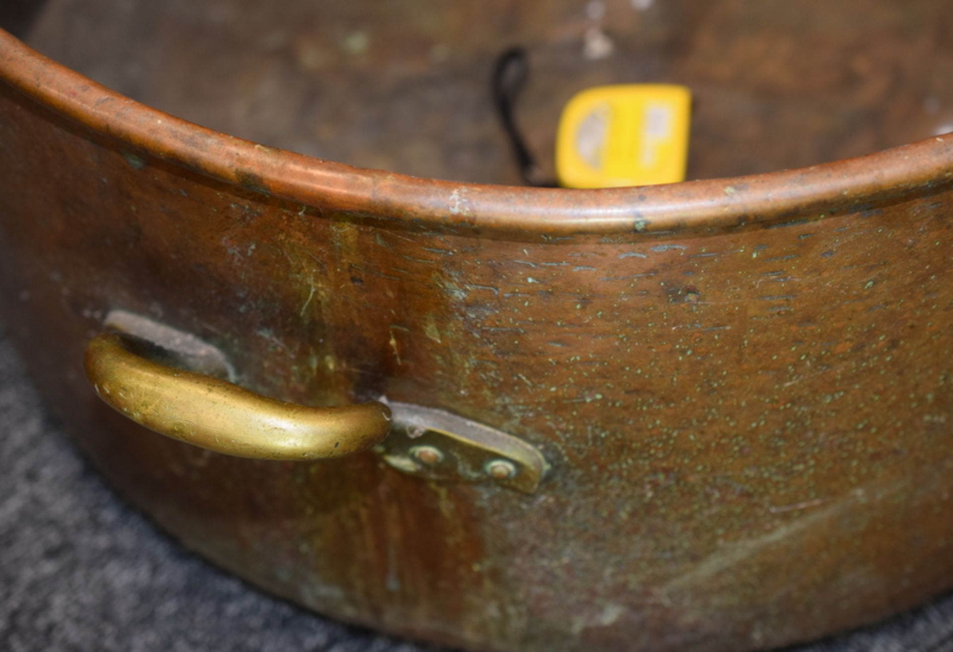 Very Large Copper Pan With Brass Handles - Image 2 of 3