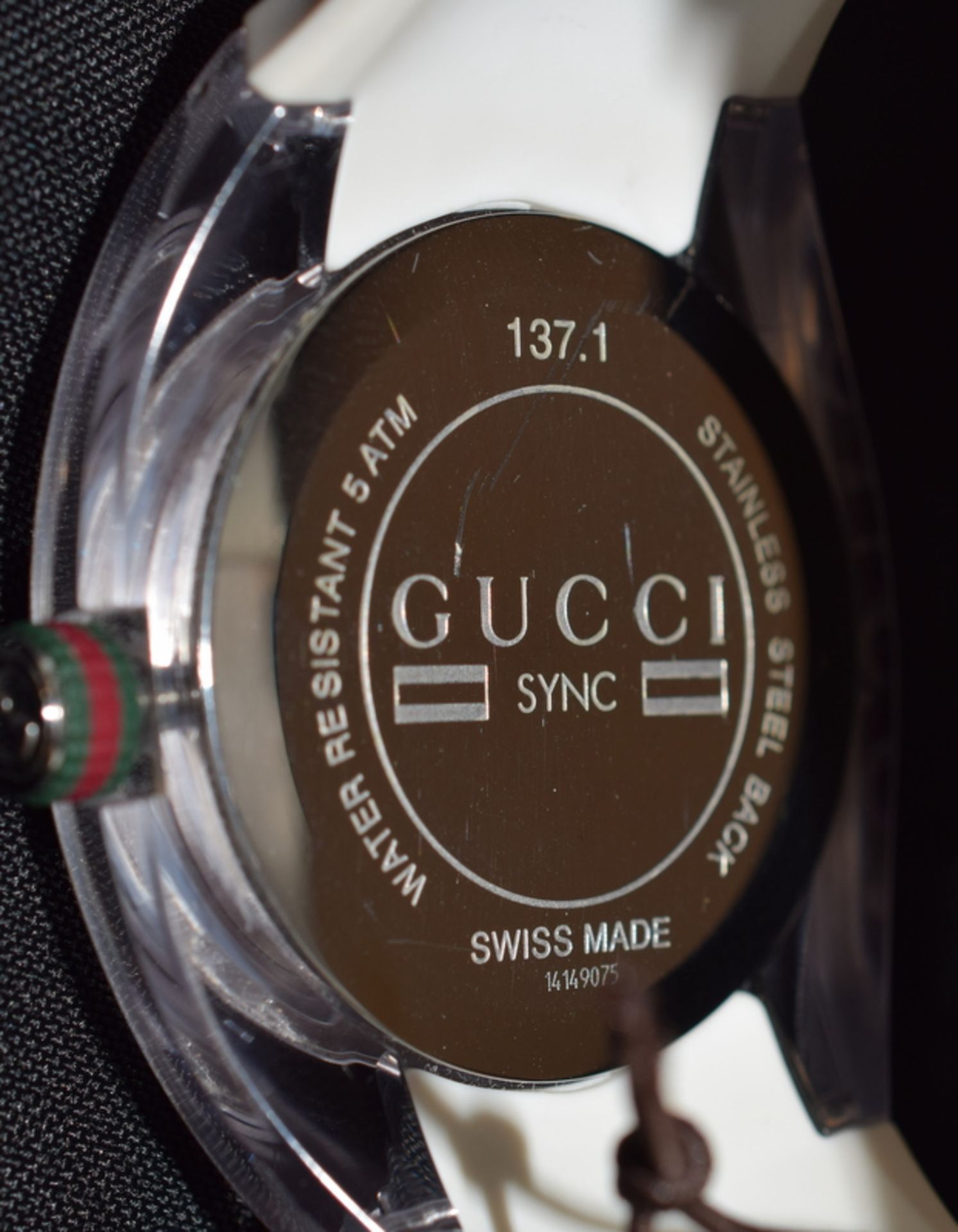 Gucci 137.1 Sync Watch With Italian Colours - Image 4 of 6