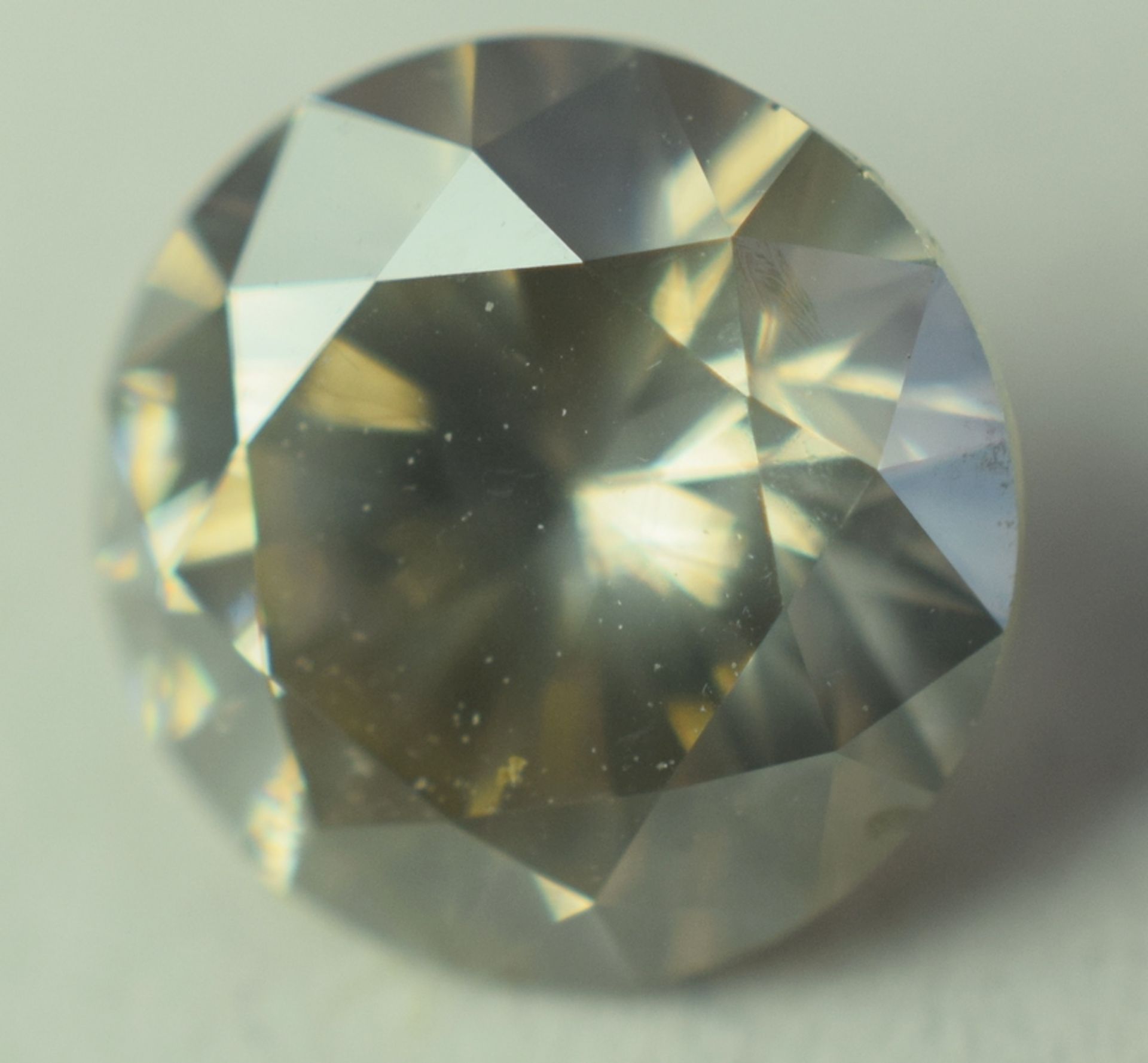 Natural 1ct Diamond Fancy Yellow/Green Colour With Certificate. - Image 4 of 7