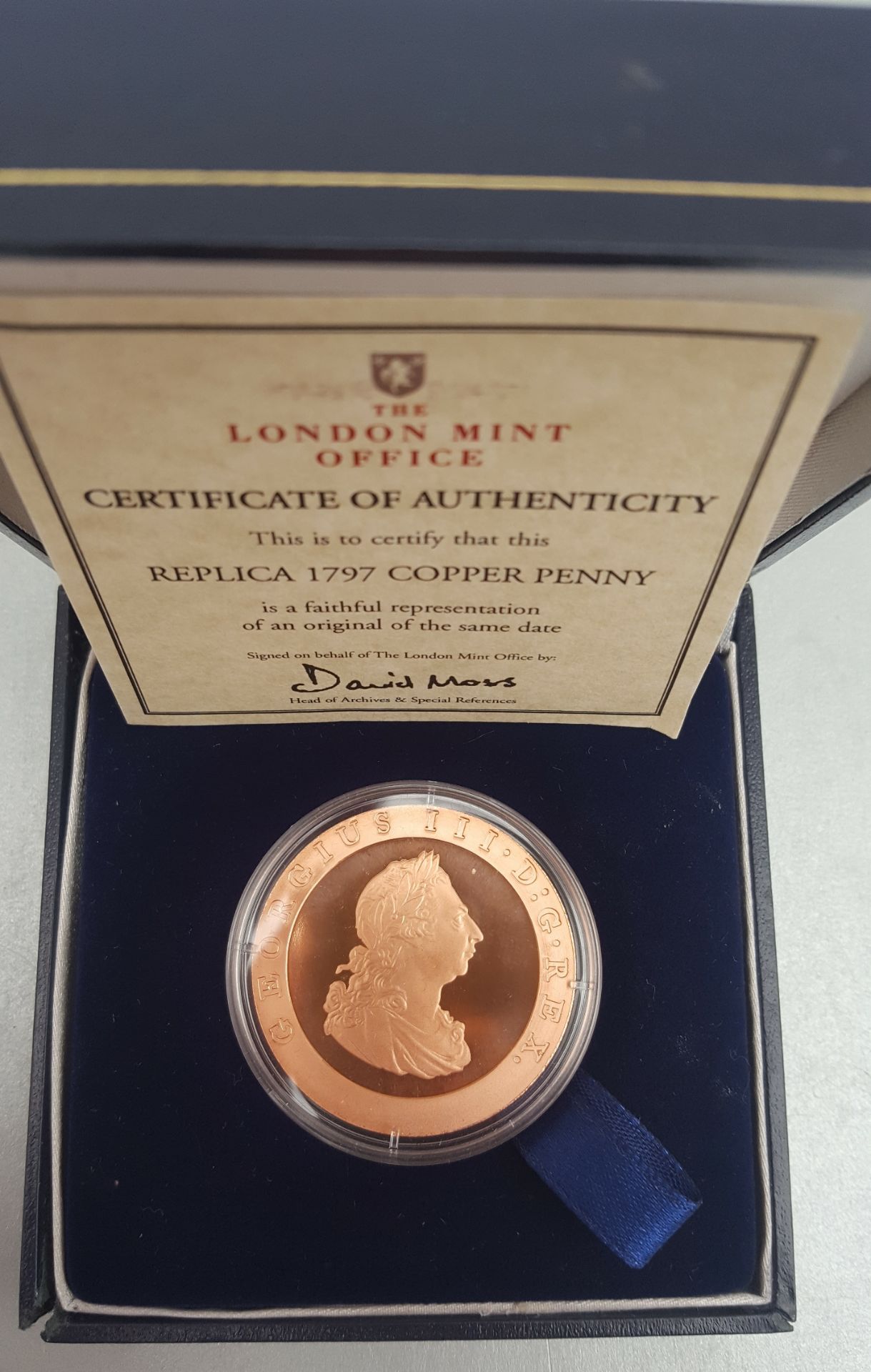 Collectable Coin London Mint Office Replica 1797 Copper Penny - Image 2 of 3
