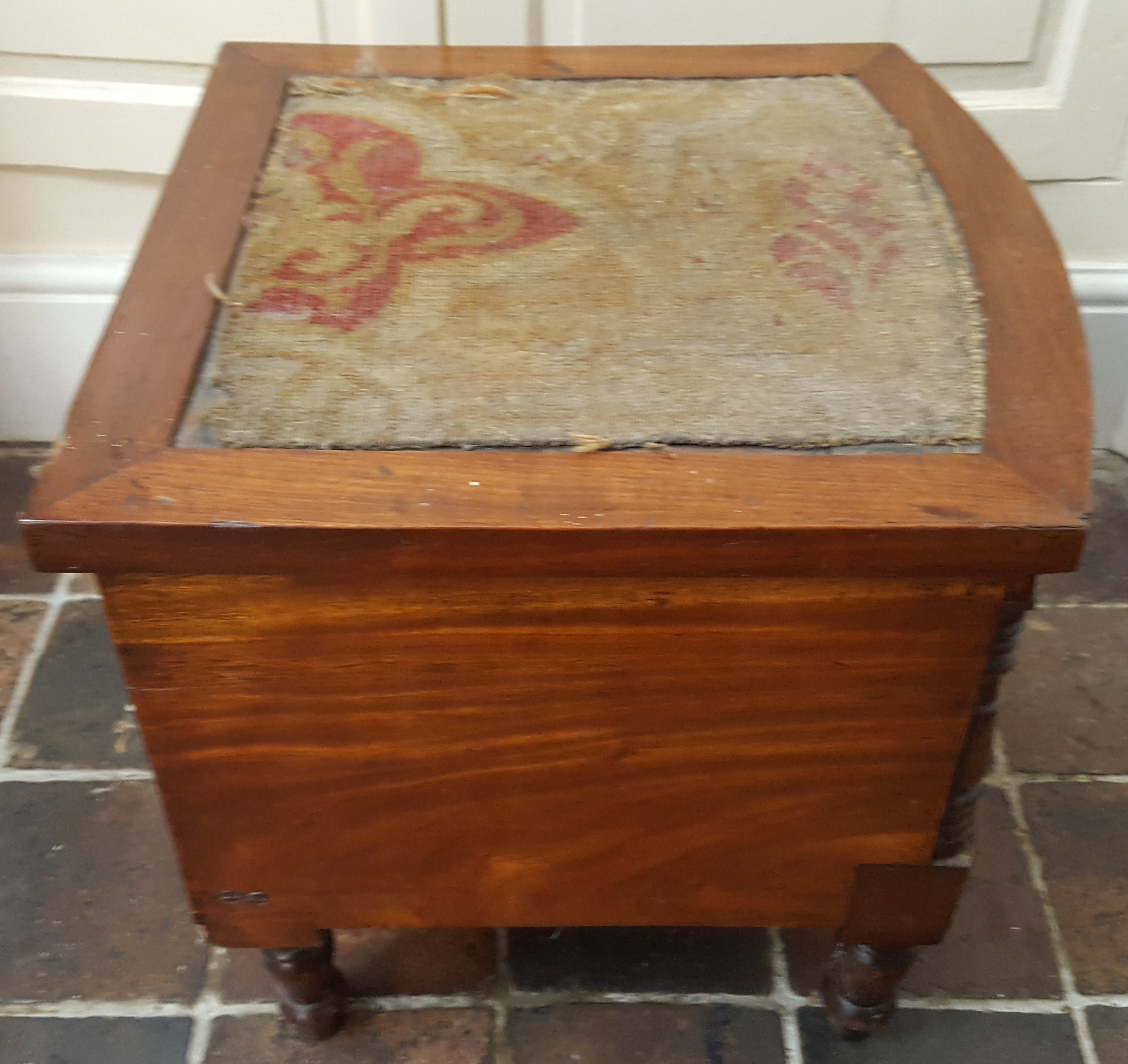 Antique Victorian or Earlier Commode with original pot NO RESERVE - Image 3 of 3