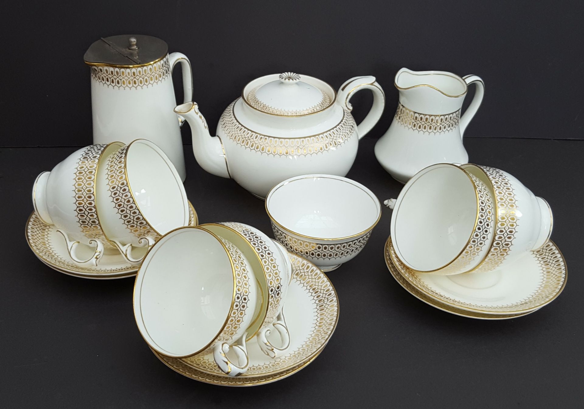 Antique Vintage Collectable George Jones 16 Piece Tea Service