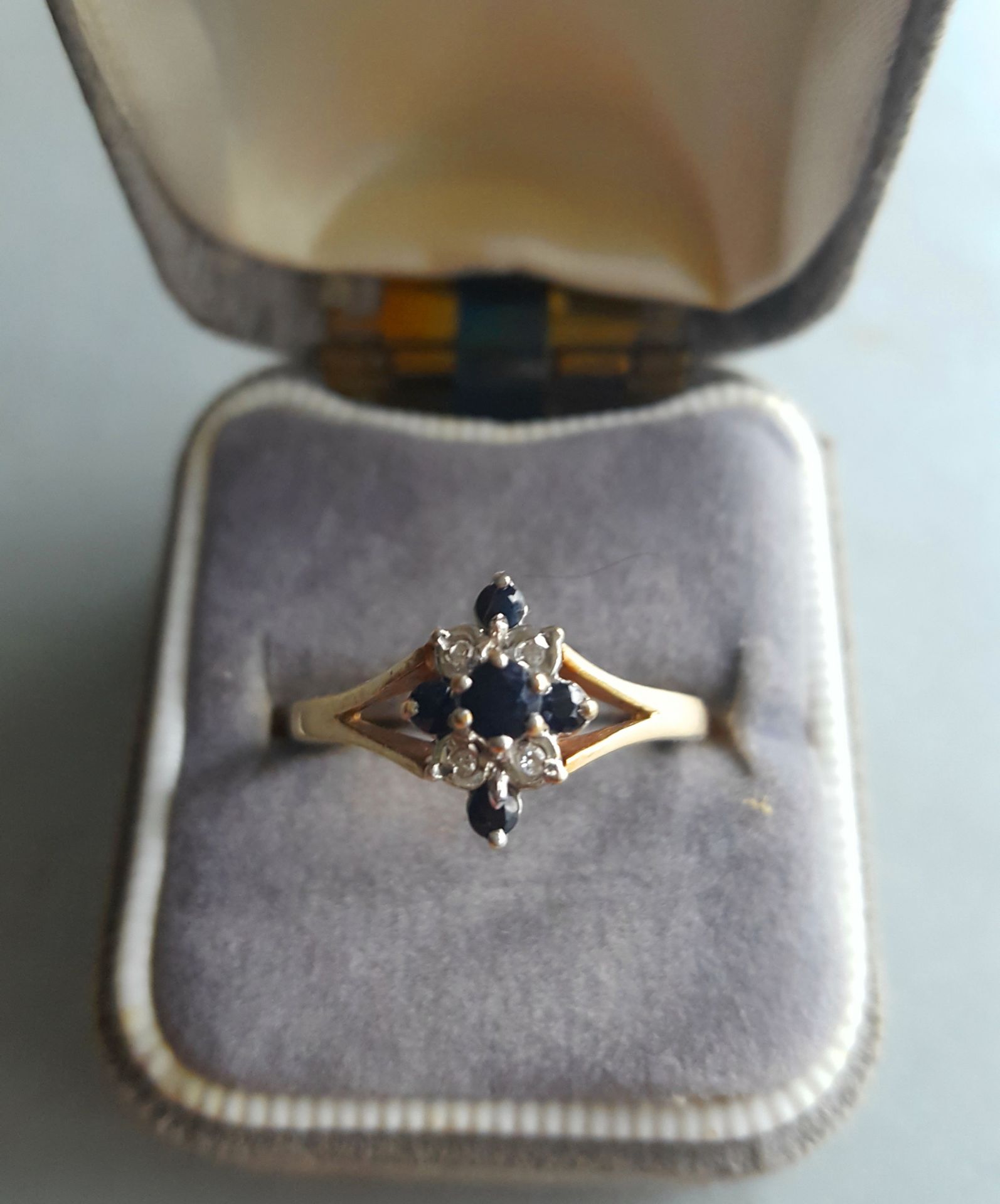 Vintage 9ct Gold Sapphire & Diamond Ring Sheffield 1985 Size 'O'