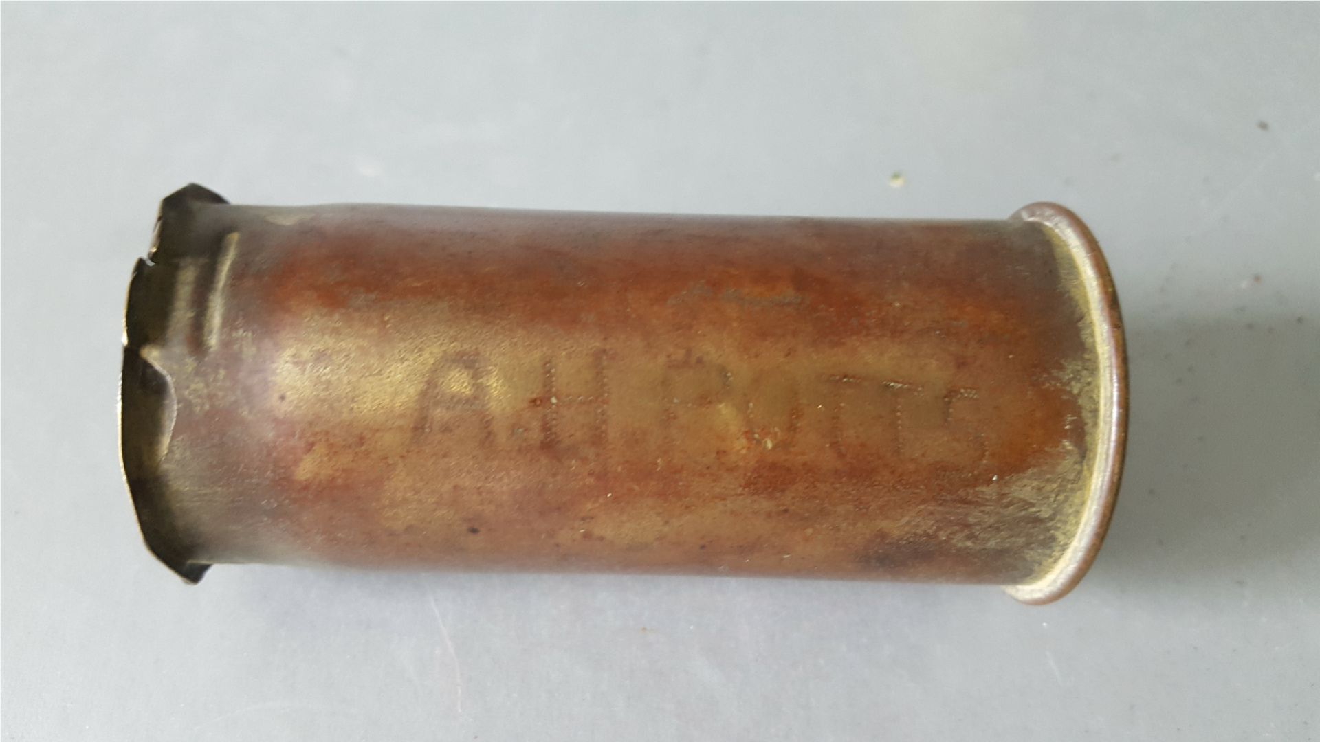 Military WWI Trench Art Sell Casings German Karlsruhe 37mm Shells. Inscribed A W Potts & A H Potts - Bild 2 aus 6