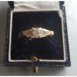 Vintage 18ct Diamond Gold Ring Size 'K'