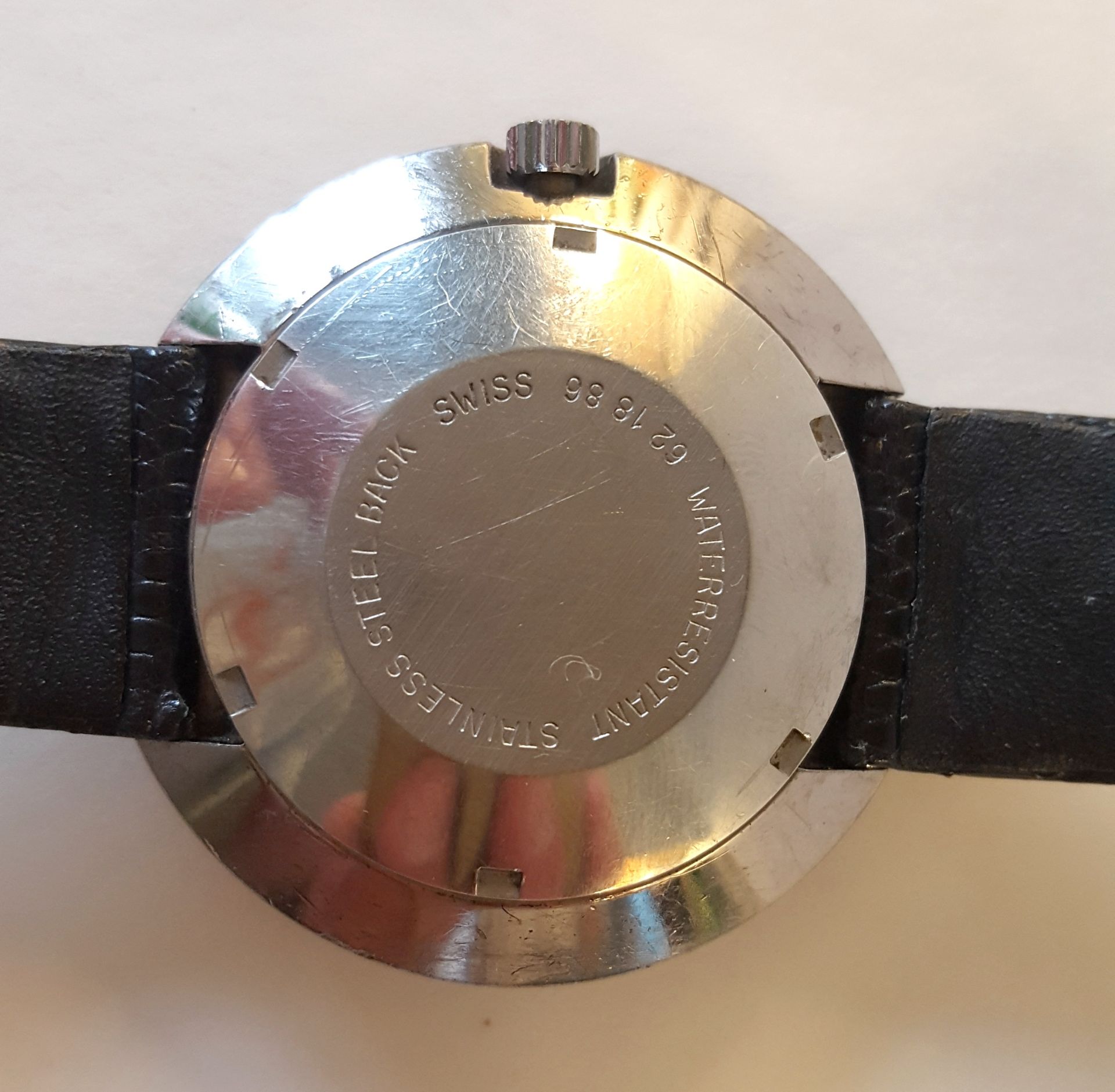 Vintage Retro Rotary Wrist Watch Stainless Steel Space Helmet Design Fully Automatic Working - Bild 3 aus 3