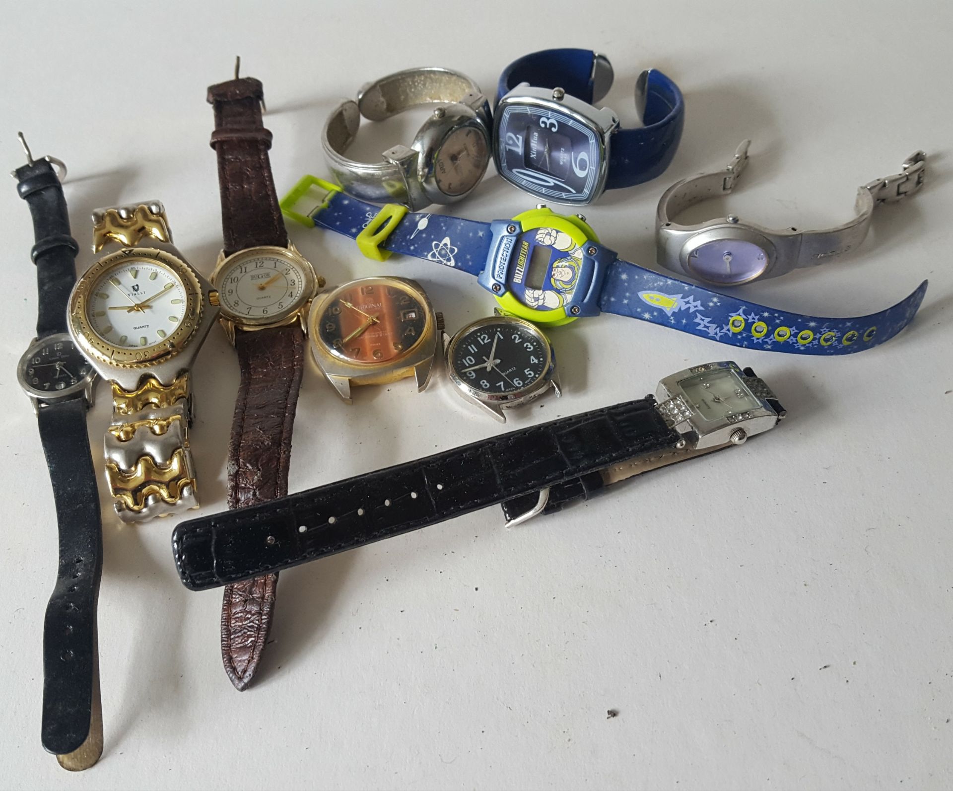 Vintage Retro Parcel of 10 Assorted Wrist Watches NO RESERVE