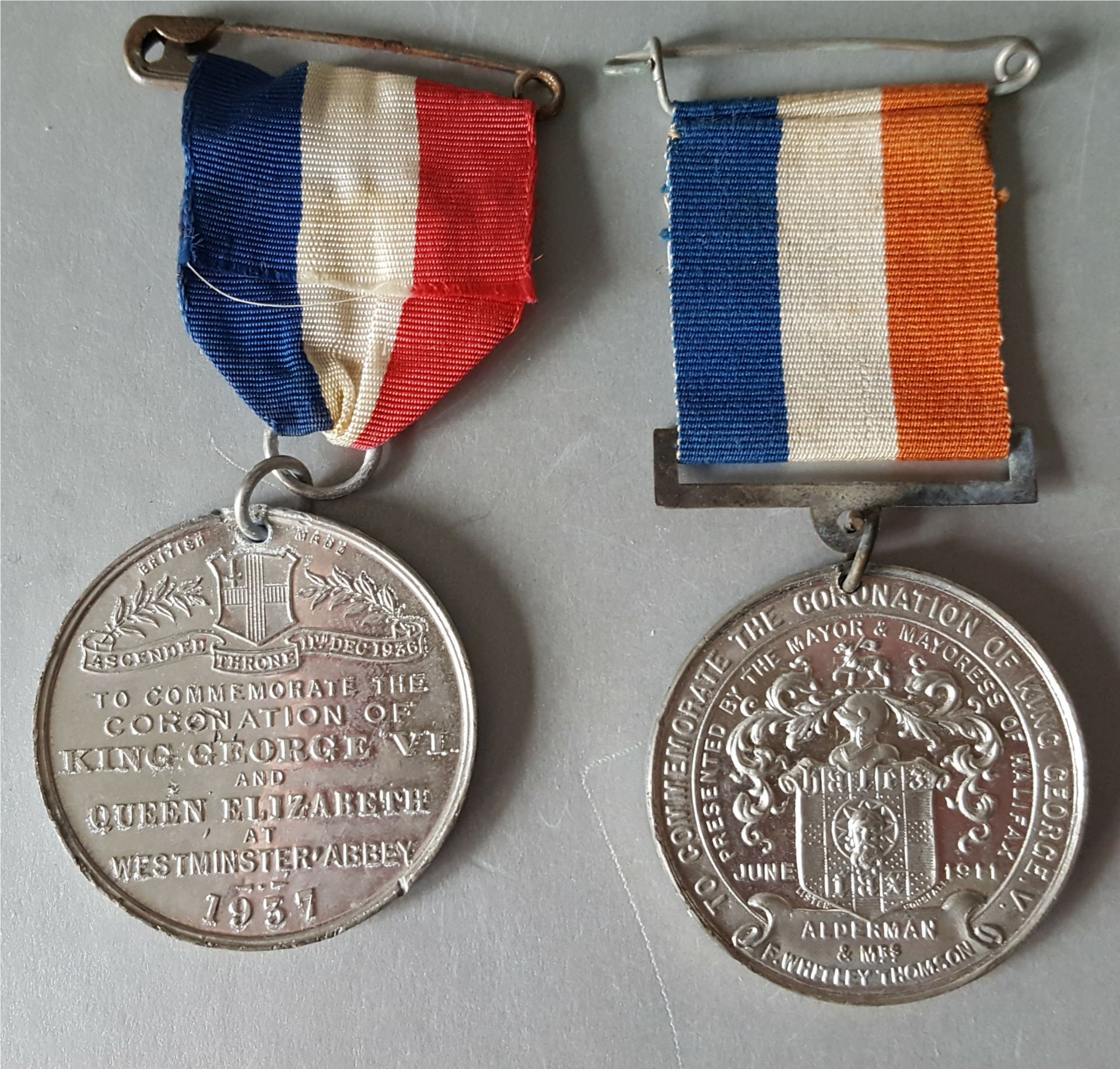 Vintage Medals Commemorative Coronation of King George V 1911 & King George VI 1937 NO RESERVE - Bild 2 aus 4