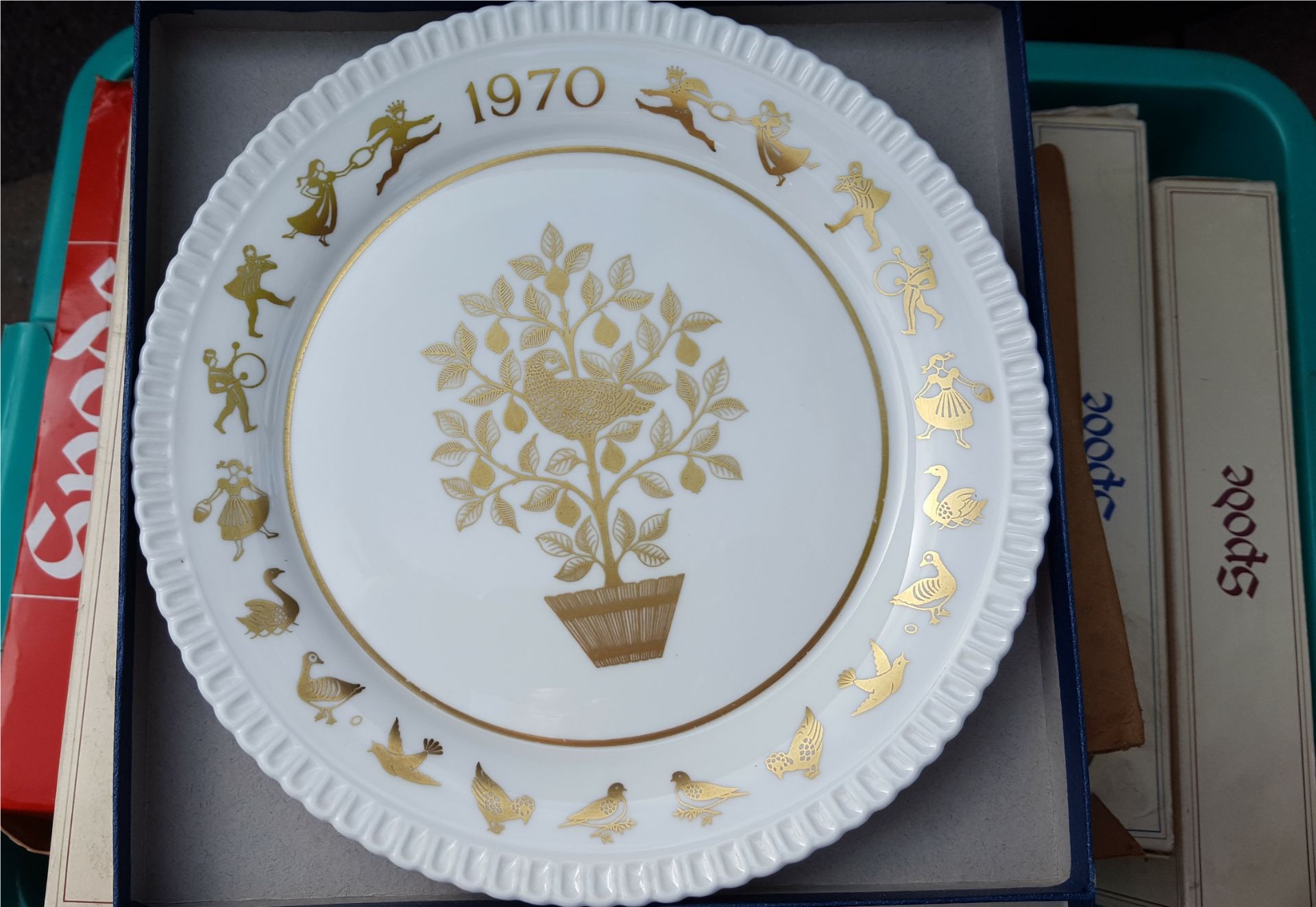 Vintage Retro Spode Christmas Collectors Plates Boxed 1970 to 1981 NO RESERVE - Image 3 of 5