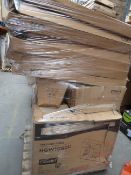 (O2) PALLET TO CONTAIN 16 ITEMS OF VARIOUS BATHROOM STOCK TO INCLUDE: SHOWER TRAY EASY PLUMB SET,