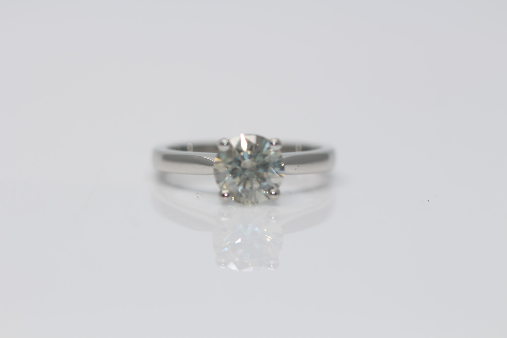 Platinum Ladies Diamond Ring, Set with one 1.53 Carat Brilliant cut diamond solitaire