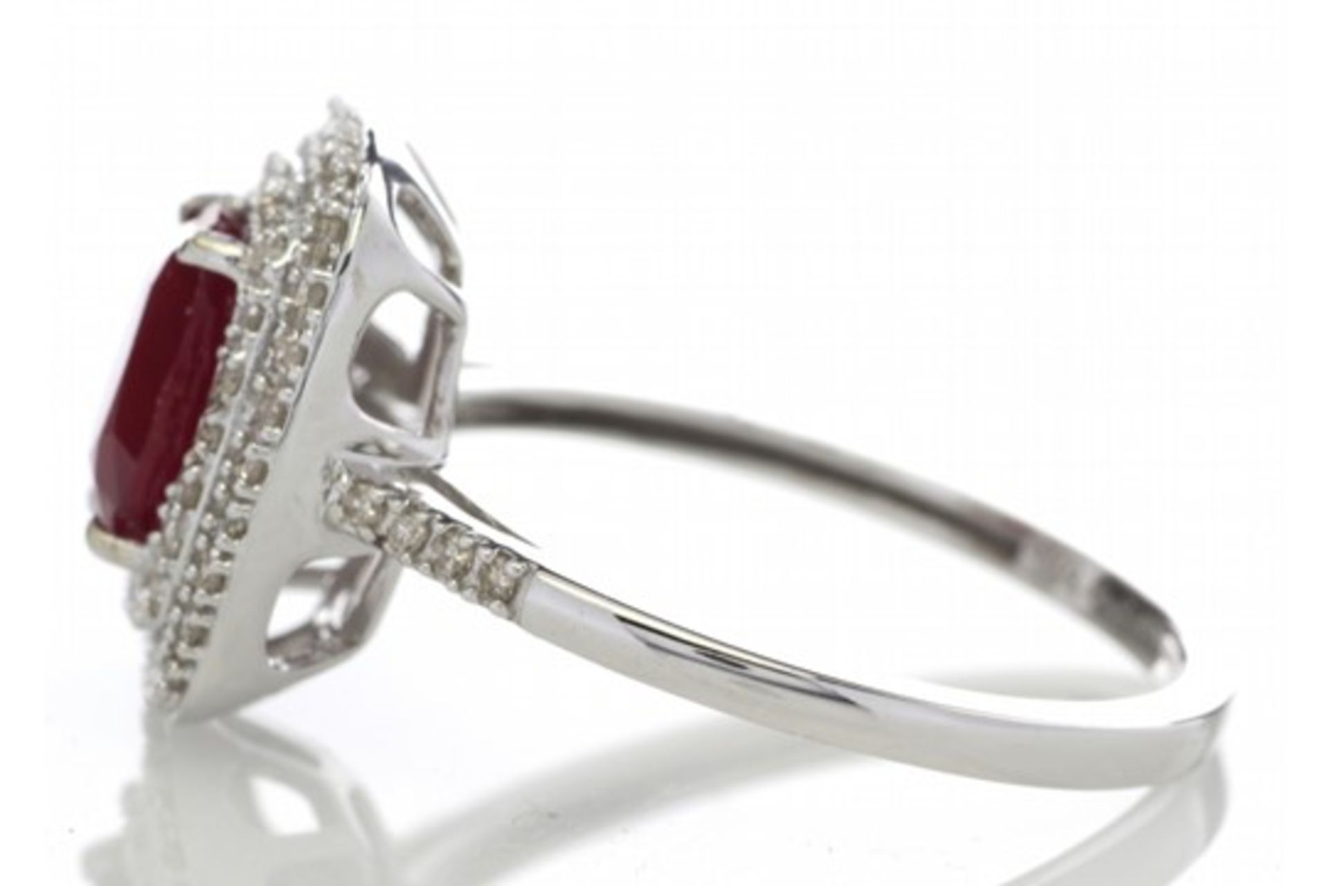 Uunused - Certified by GIE 14ct White Gold Oval Ruby And Diamond Cluster Diamond Ring - Image 3 of 5