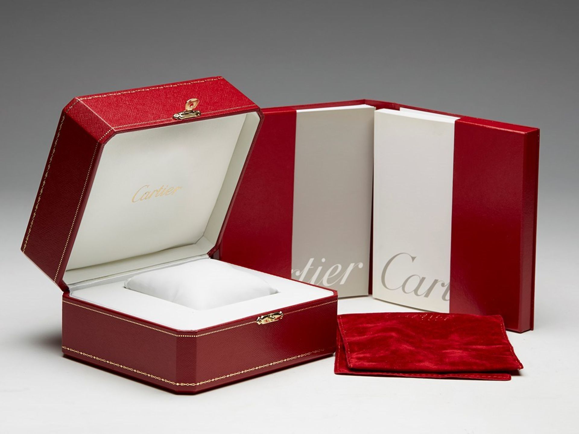Cartier Tank Americaine Pave Diamonds 26mm 18K White Gold - 2312 - Image 9 of 9