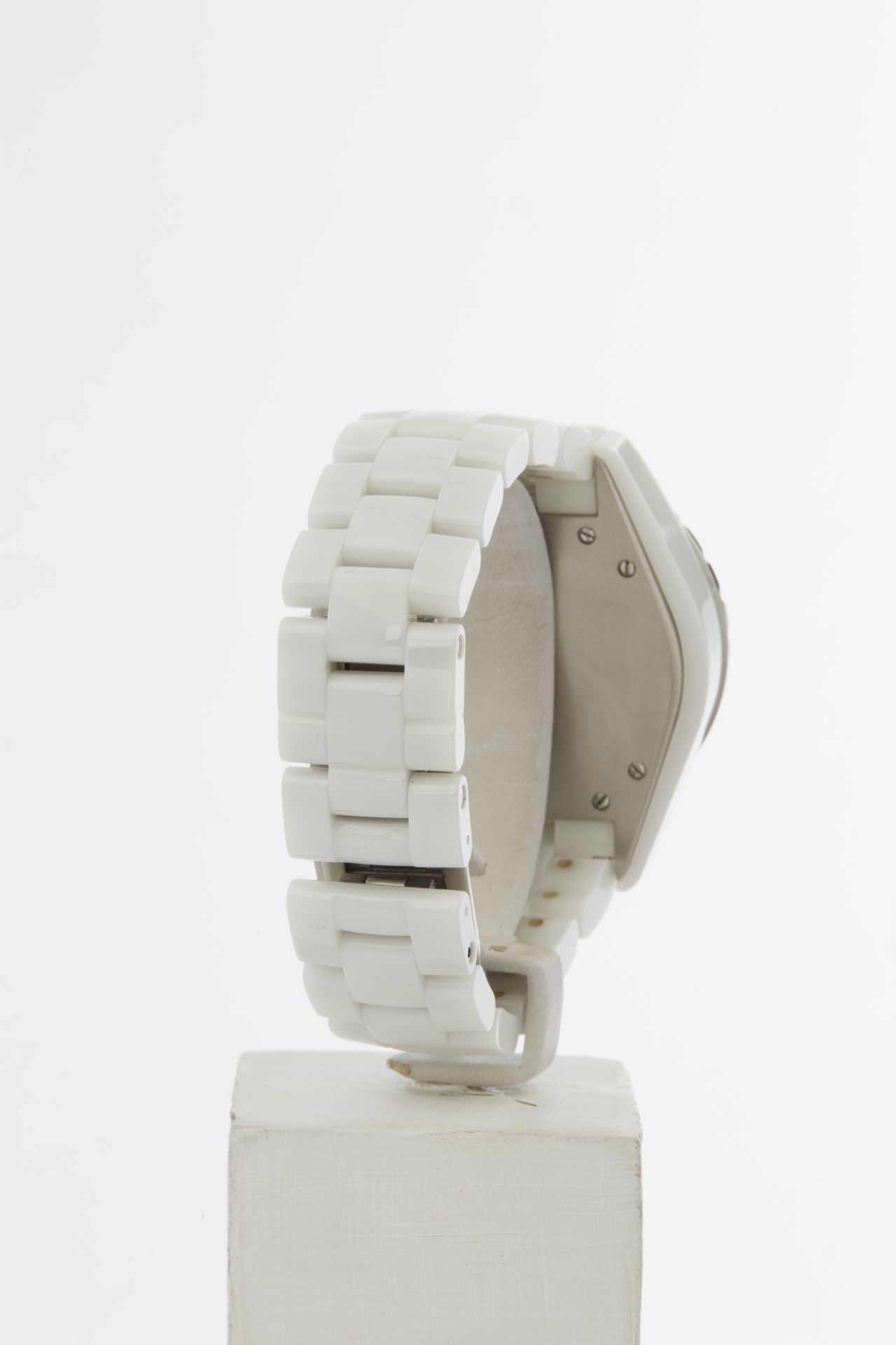 Chanel J12 Diamond Chronograph White Ceramic - H1007 - Image 4 of 4
