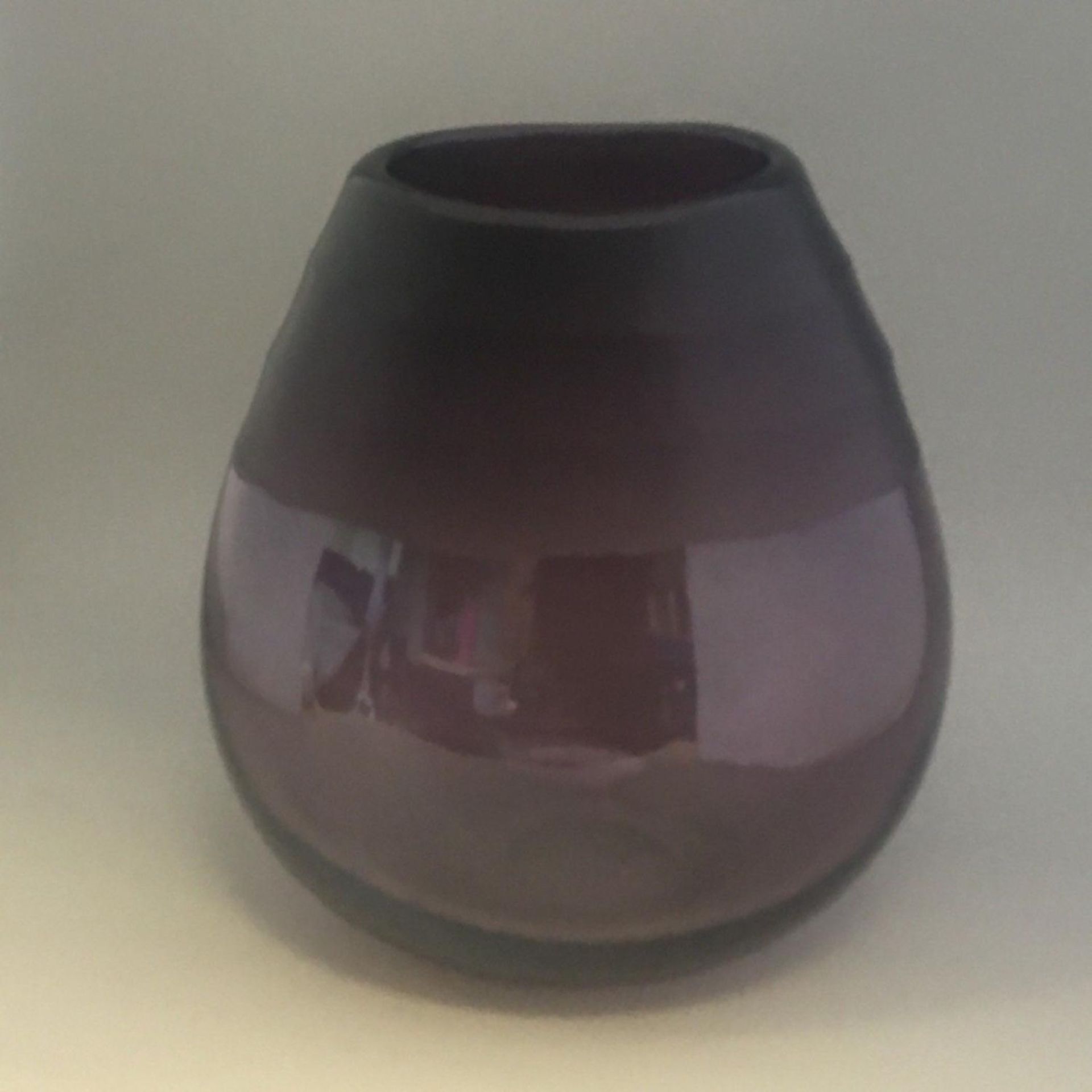 Vintage Mid Century Studio Amethyst Glass Vase Purple Unsigned Unknown Maker - Image 3 of 4
