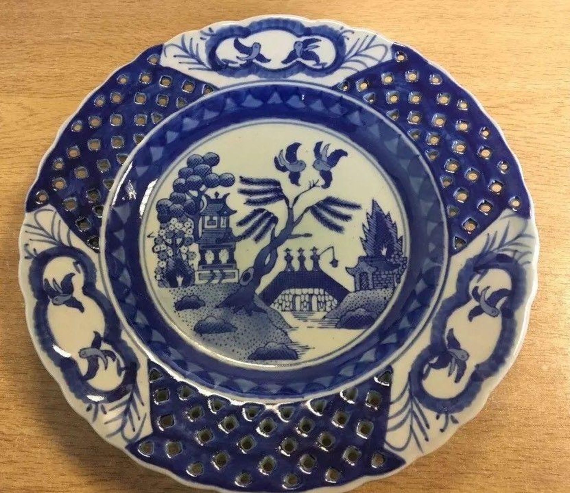 Antique 19thC Dish Edward & Charles Challinor Blue White Transferware 1800s