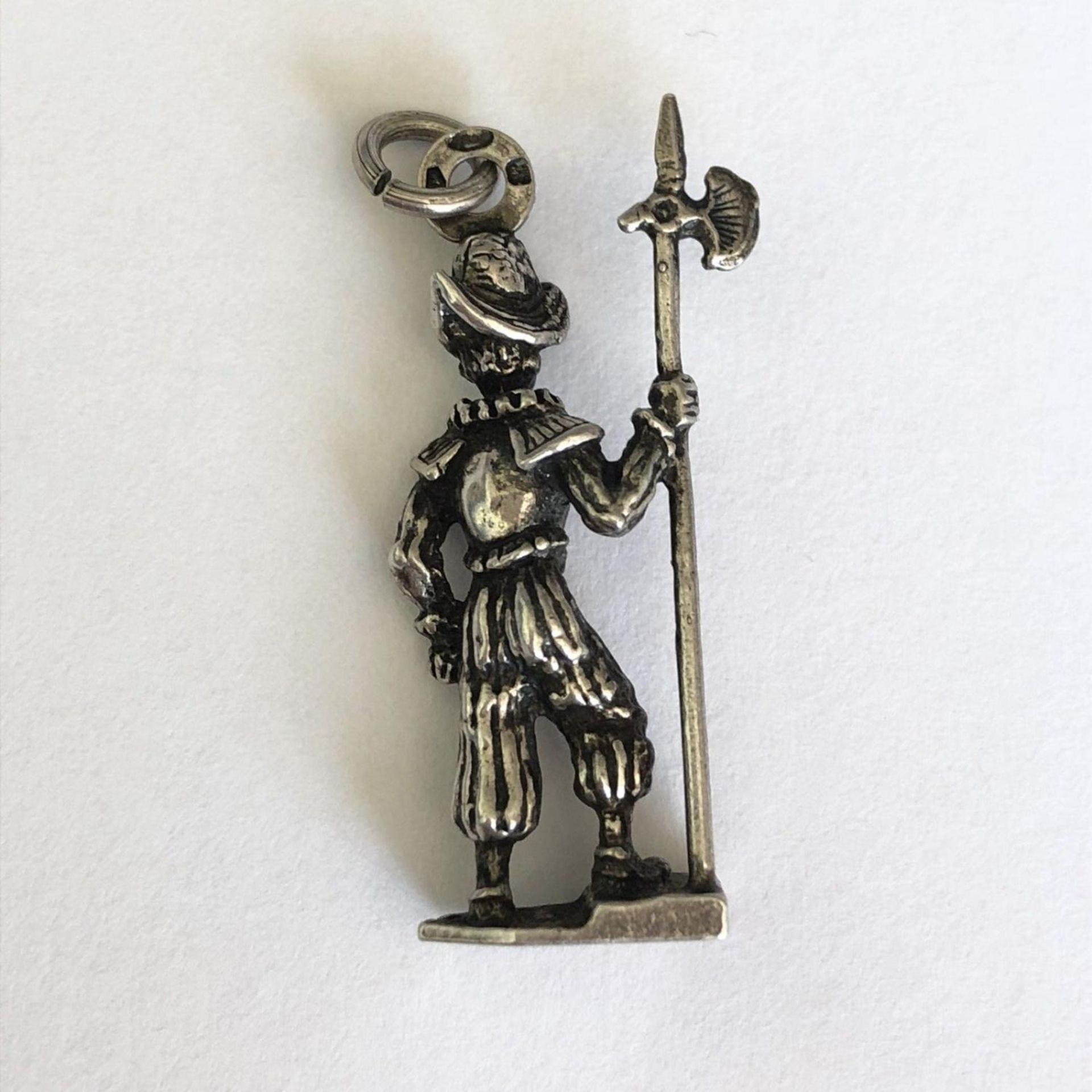 Vintage Designer Italian 800 Silver Pendant of a Knight / Soldier by UnoAErre - Image 2 of 2