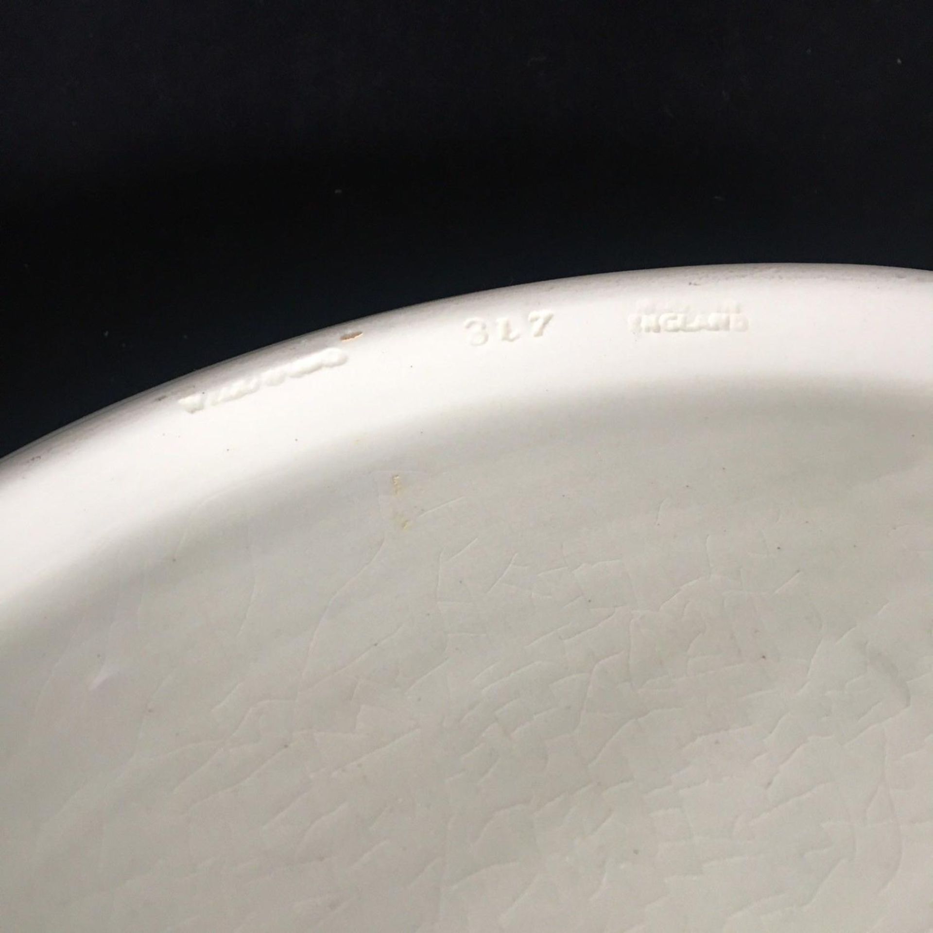 19th Century Wedgwood Cream Warming Dish Plate & Cover Meat Serving Platter - Image 3 of 4