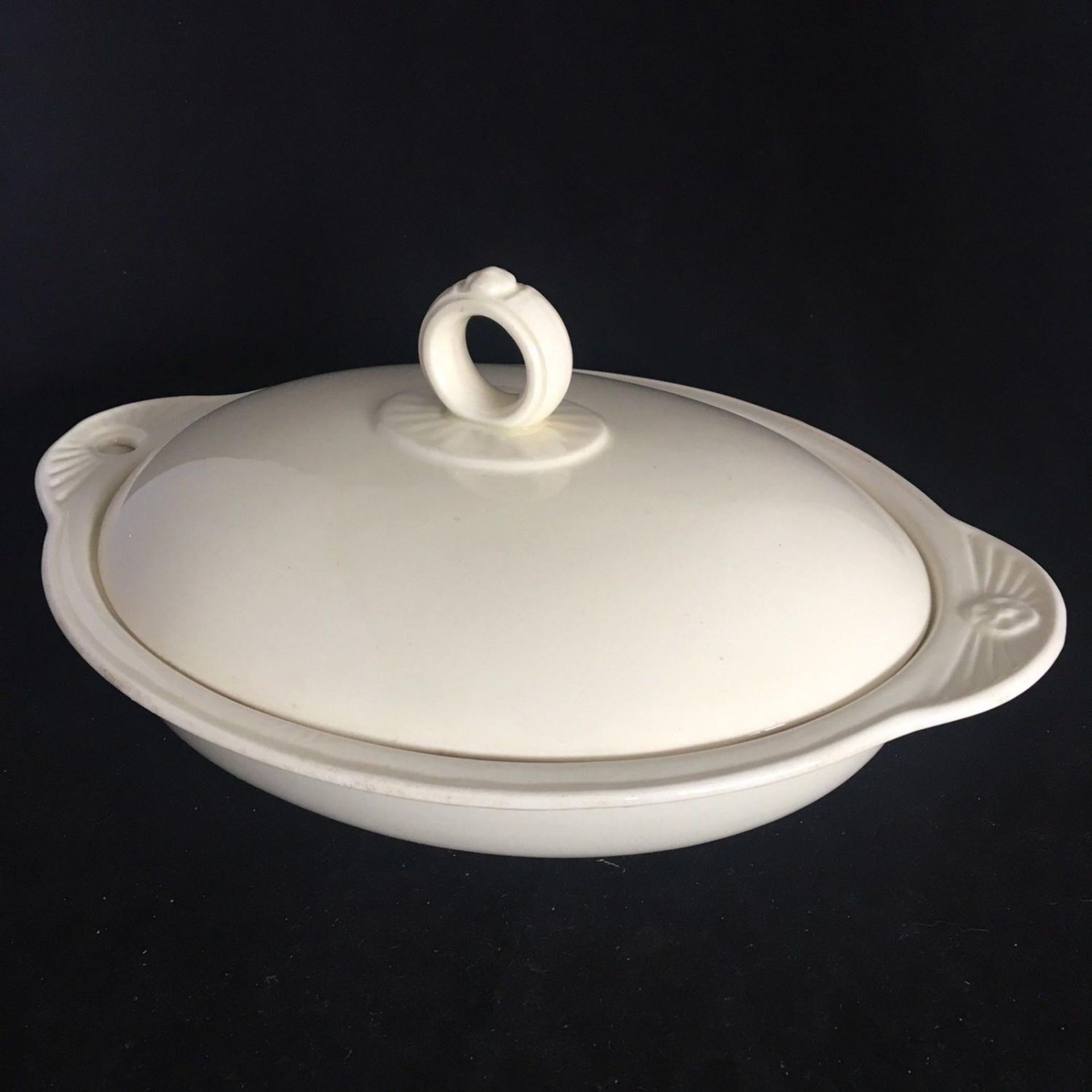 19th Century Wedgwood Cream Warming Dish Plate & Cover Meat Serving Platter