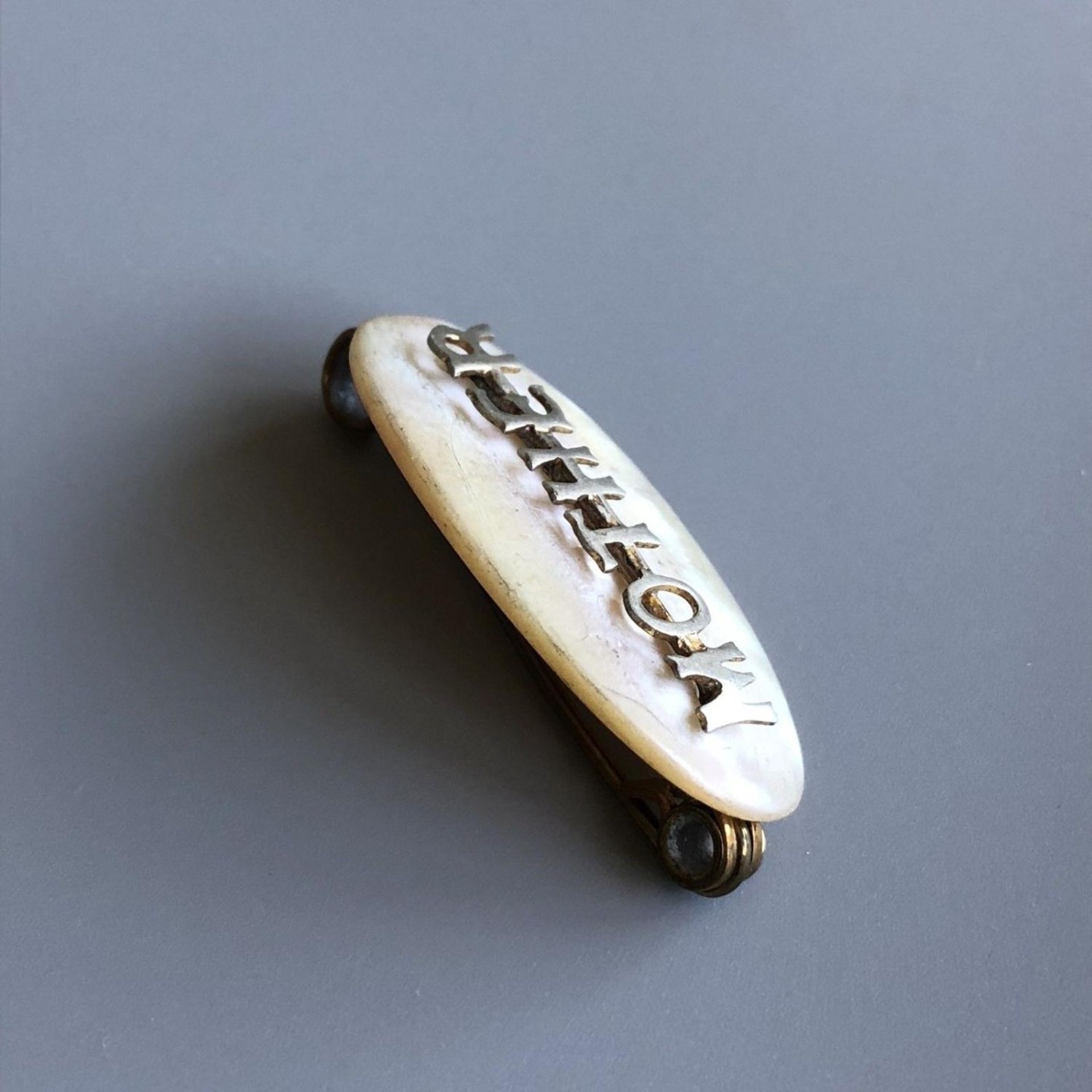 Original Antique Carved Mother of Pearl Oval Shell Gift for Mum Brooch - Image 2 of 3