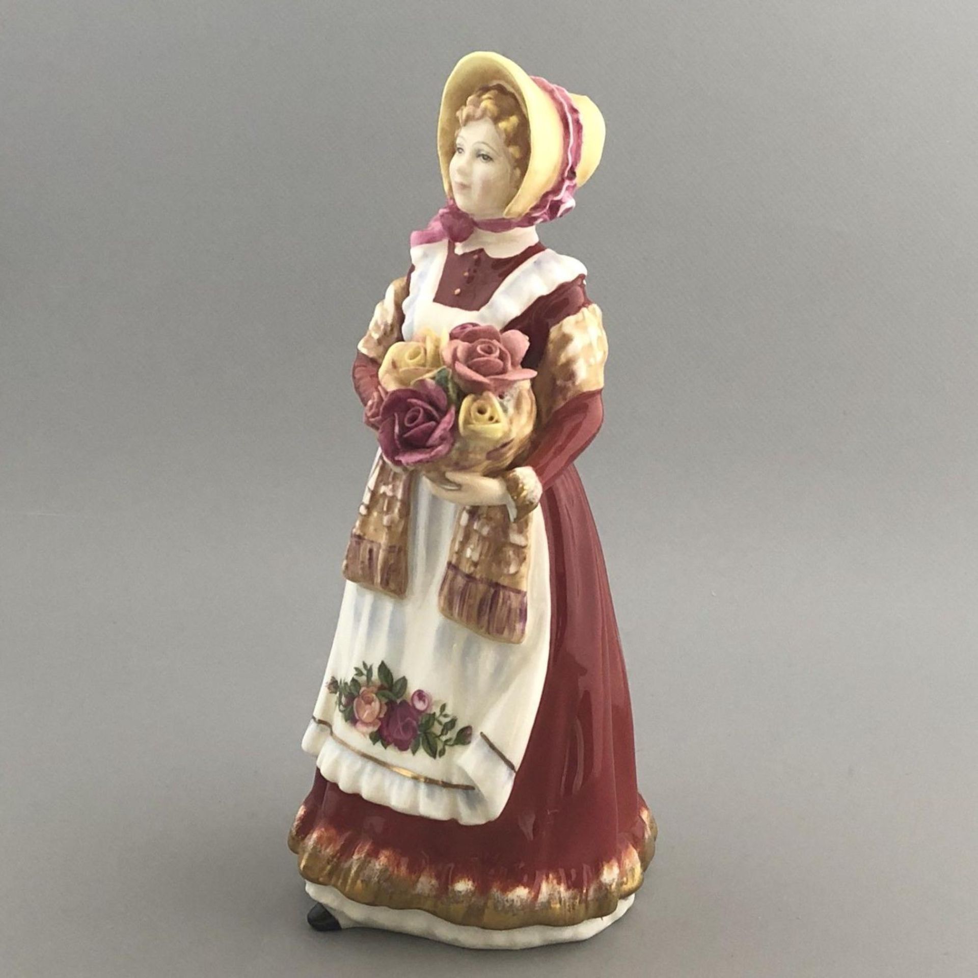 English Porcelain Figurine "Old Country Roses" - Royal Doulton HN 3692 - Image 2 of 7