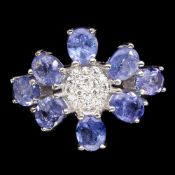 A Beautiful Ring Set With 8 Natural Tanzanite Gemstone. Clarity If - Vvs - Transparent
