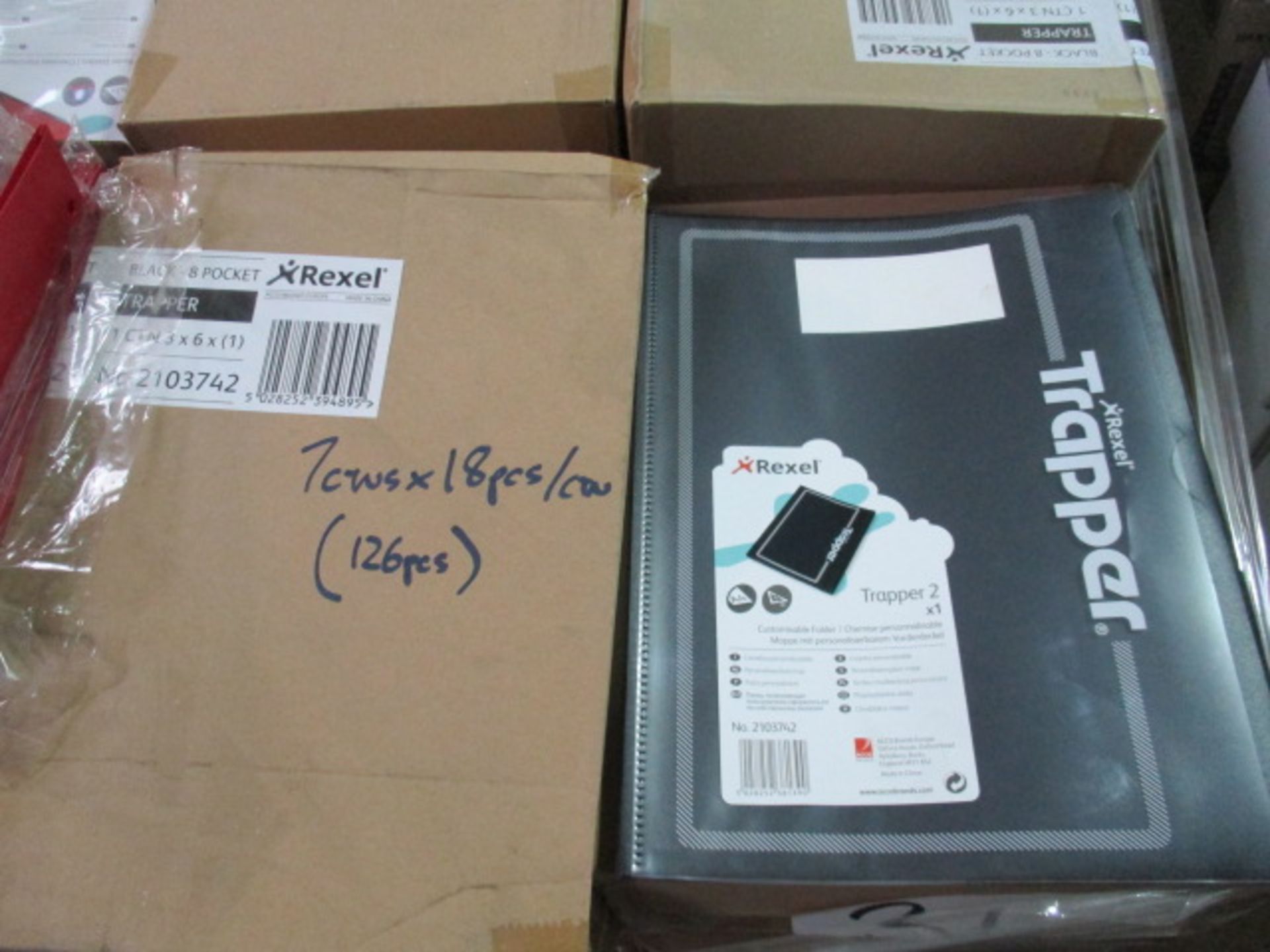 126 pcs Rexel Brand new Sealed Trapper folder system