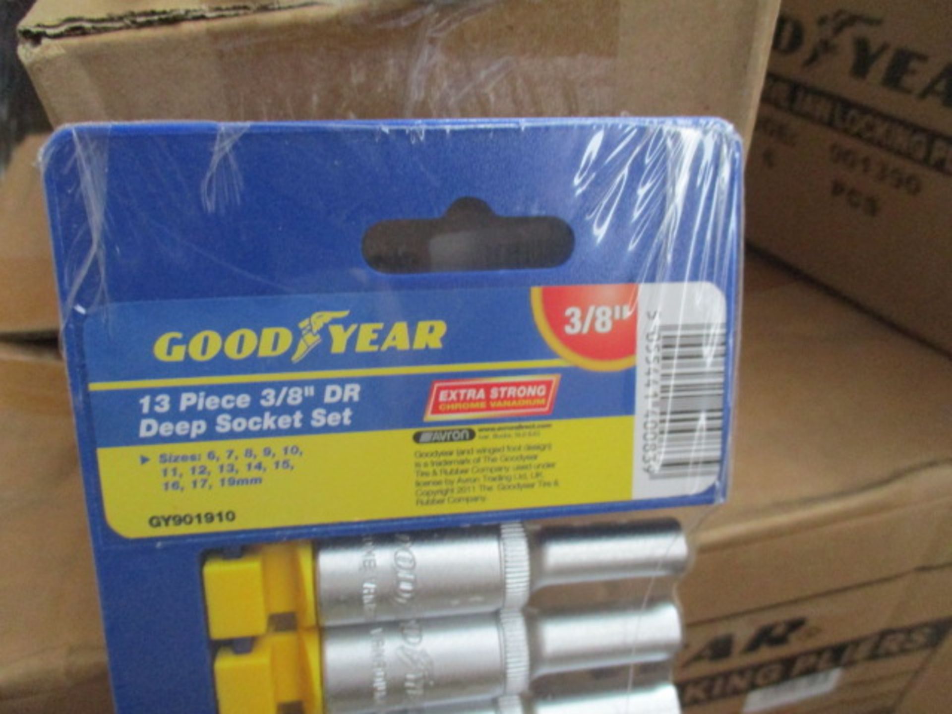 Goodyear New and sealed r 13pc deep socket set rrp £24.99 - Image 2 of 2