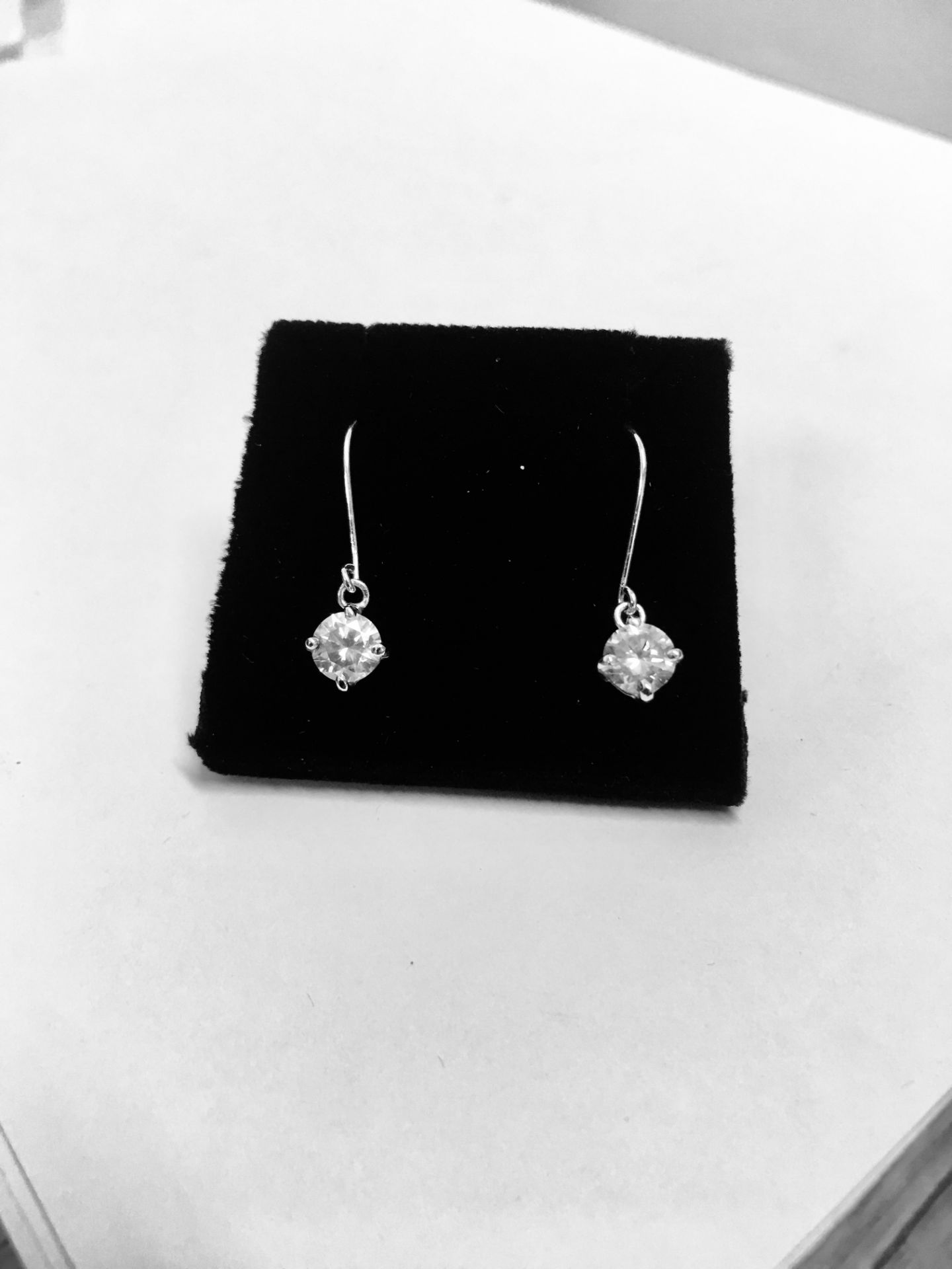 1.00ct diamond drop style solitaire earrings each set with a brilliant cut diamond, I/J colour, i1 - Image 3 of 3
