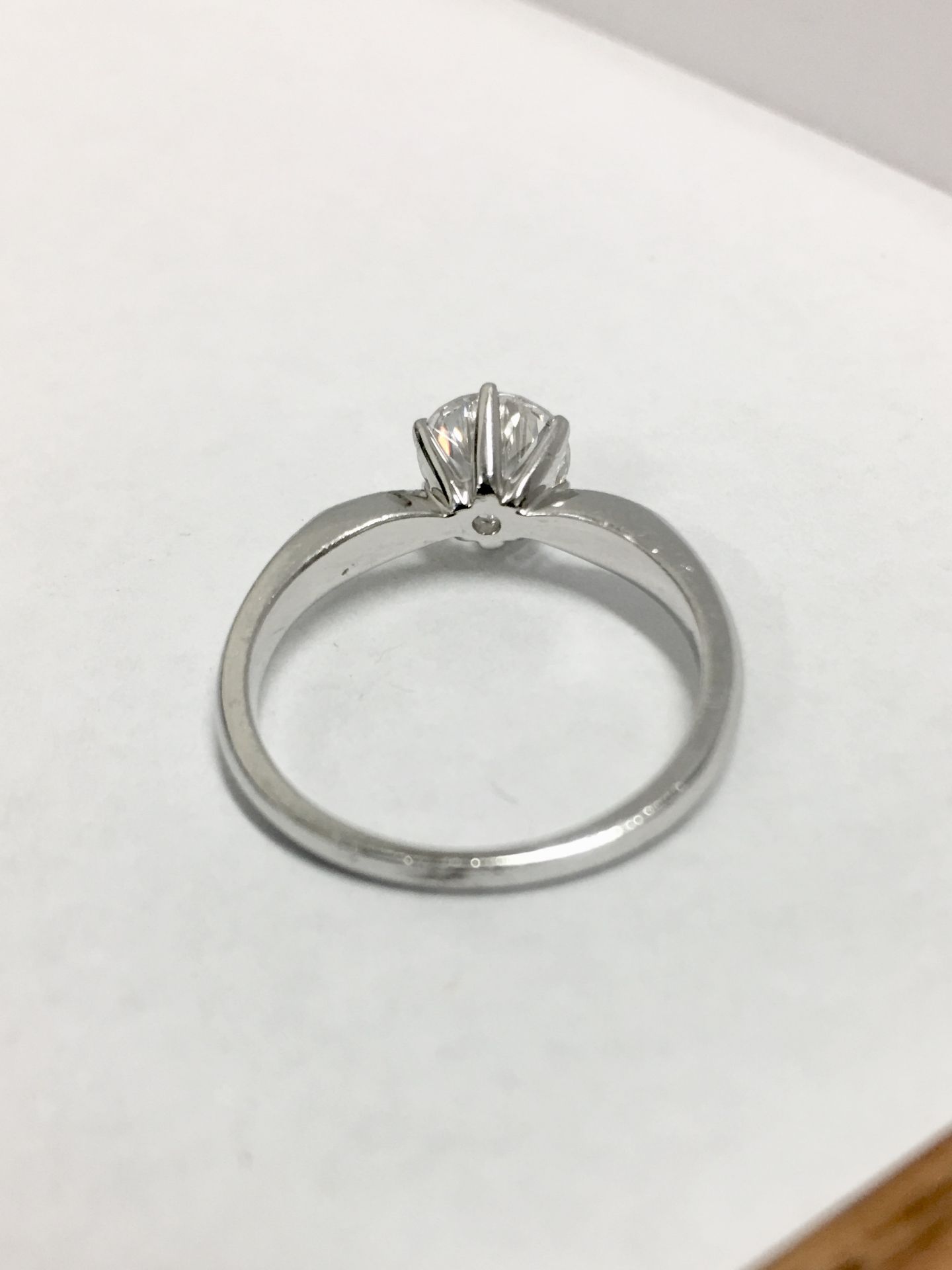 Platinum diamond solitaire ring,0.50ct brilliant cut diamond h colour vs clarity(clarity enhanced), - Bild 3 aus 4