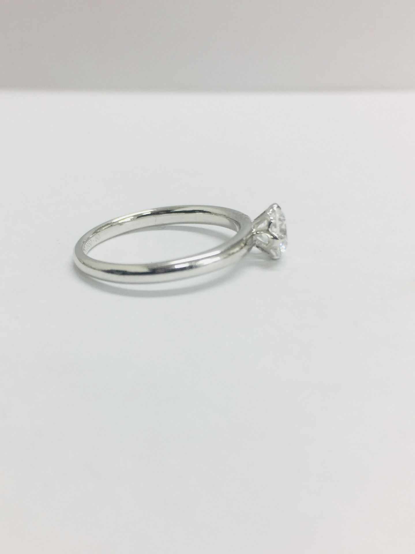 Platinum diamond solitaire ring,0.50ct brillliant cut diamond h colour vs clarity(clarity enhanced), - Bild 6 aus 6