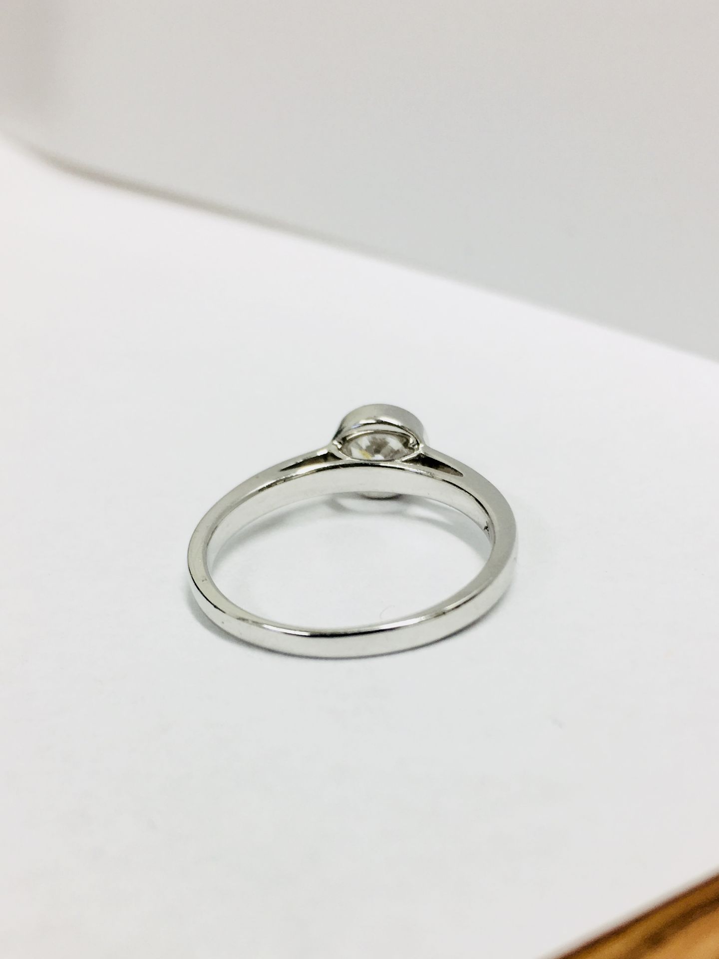 Platinum diamond solitaire ring,0.50ct brilliant cut diamond h colour vs clarity (clarity enhanced) - Bild 4 aus 4