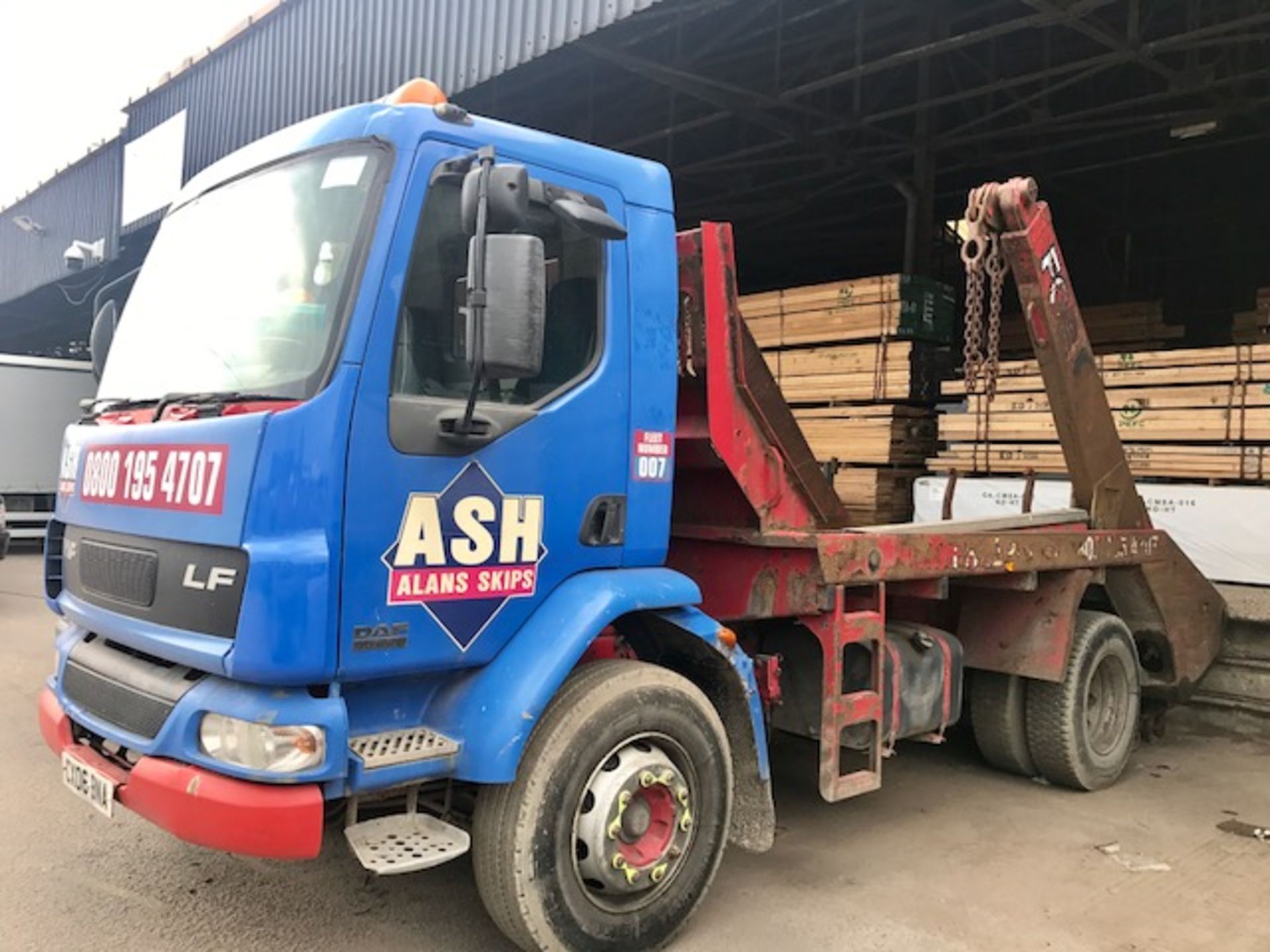 2006 DAF LF 55-220 Skip Loader