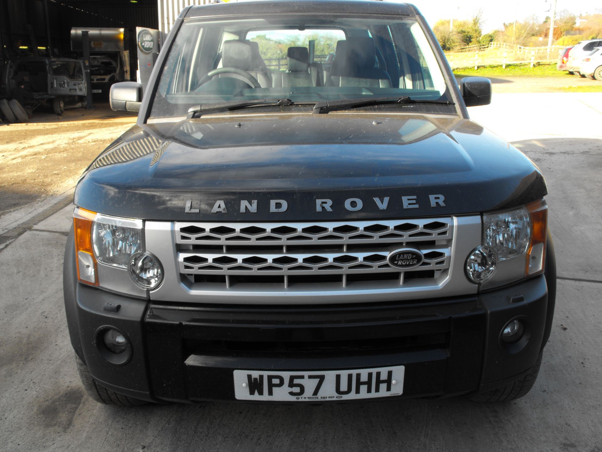 2008, Land Rover Discovery 3 TDV6 - No VAT on hammer. - Image 10 of 10