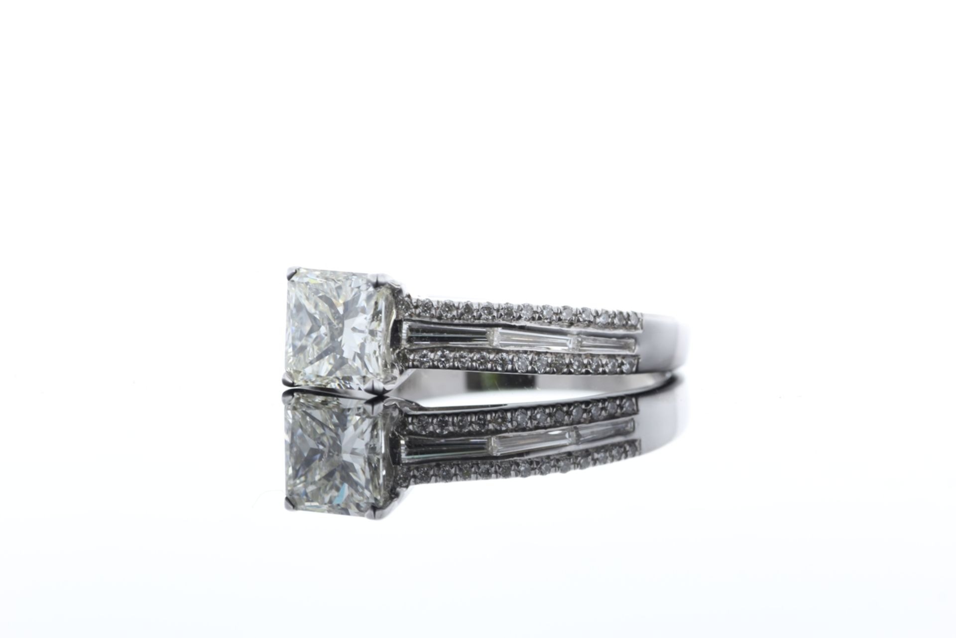 18ct White Gold Princess Cut Diamond Ring 1.55 - Bild 10 aus 74