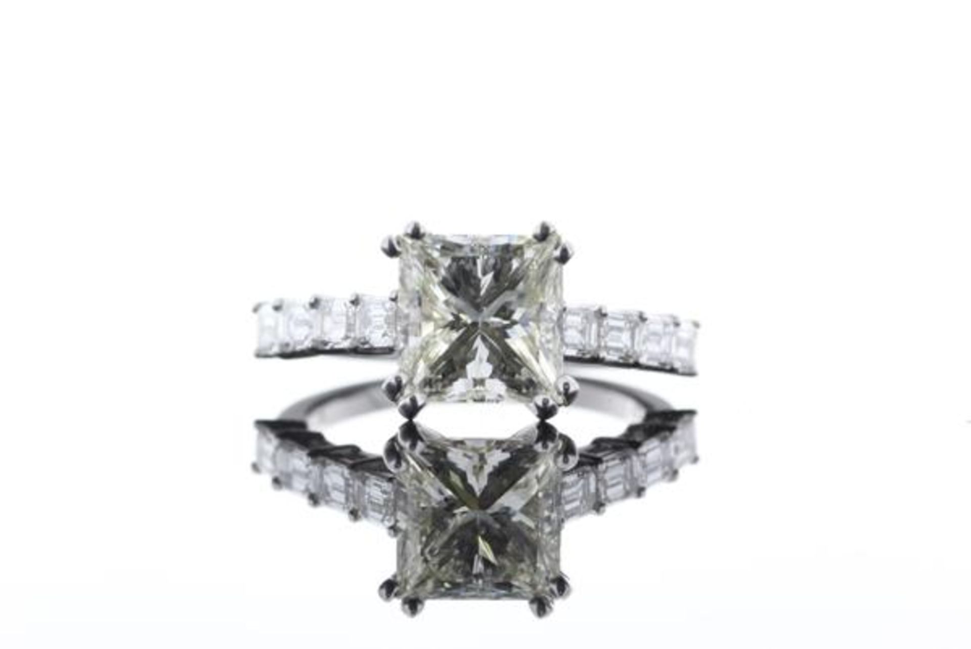 18ct White Gold Single Stone Princess Cut Diamond Ring with emerald shoulders 3.09 - Image 3 of 67