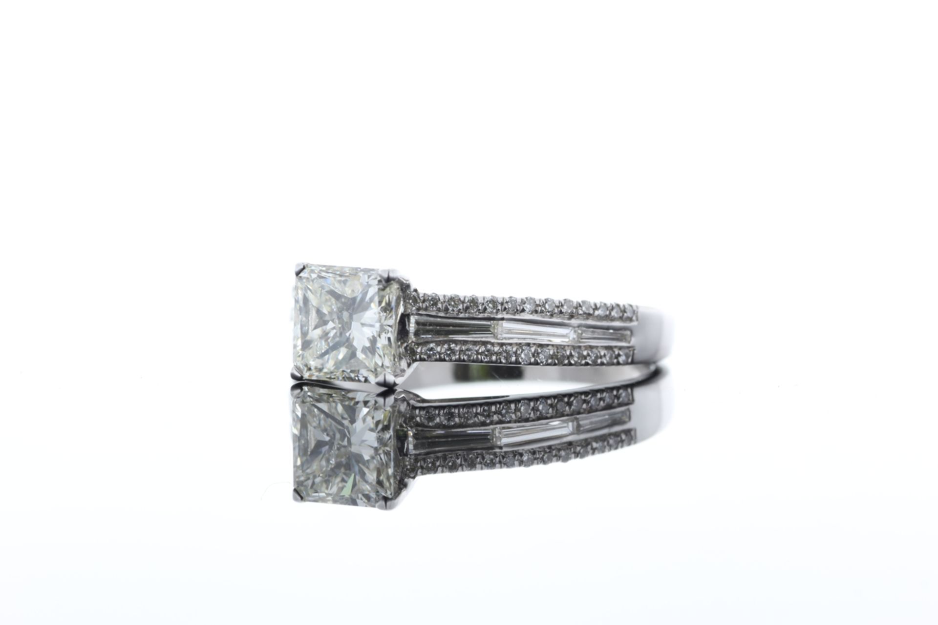 18ct White Gold Princess Cut Diamond Ring 1.55 - Bild 9 aus 74