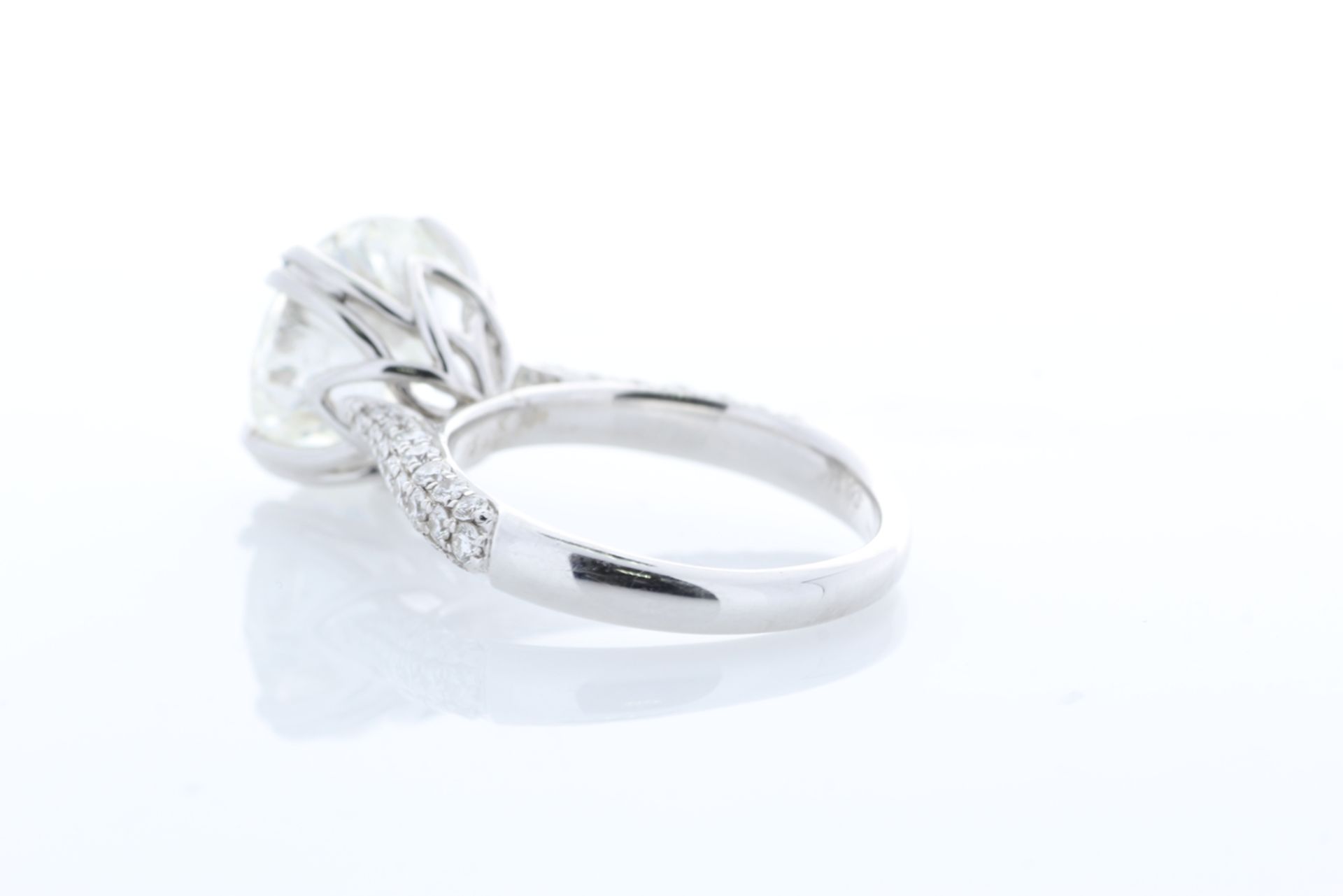 18ct White Gold Single Stone Claw Set With Stone Set Shoulders Diamond Ring 5.00 - Bild 4 aus 16