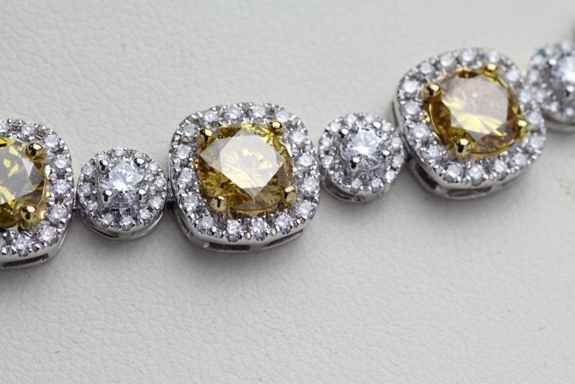 18ct White Gold Fancy Yellow Halo Diamond Collaret 26.6 Carats