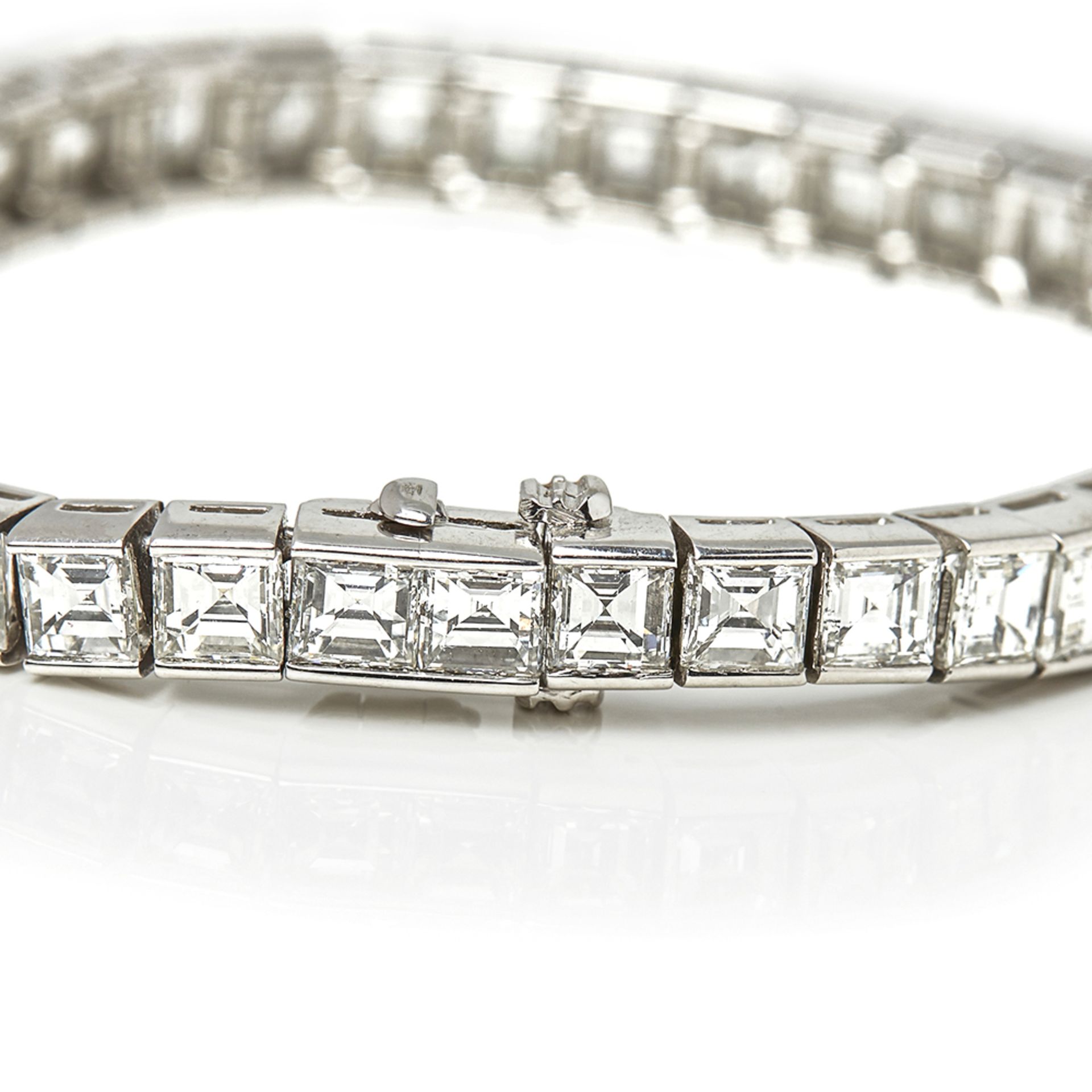 Cartier, Platinum Diamond Tennis Bracelet - Image 3 of 8
