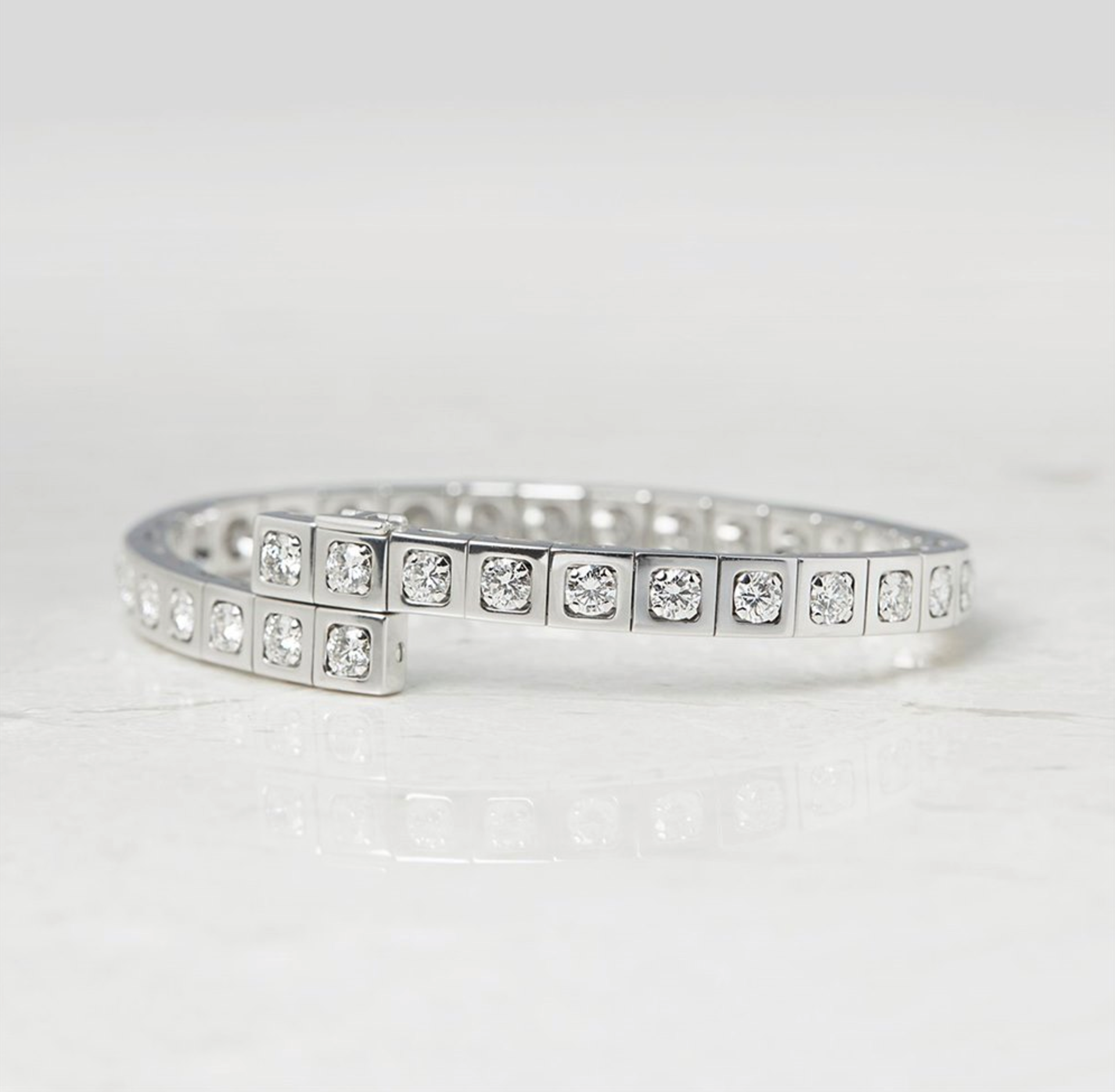 Cartier, 18k White Gold 6.00ct Diamond Tectonique Bracelet - Image 3 of 18