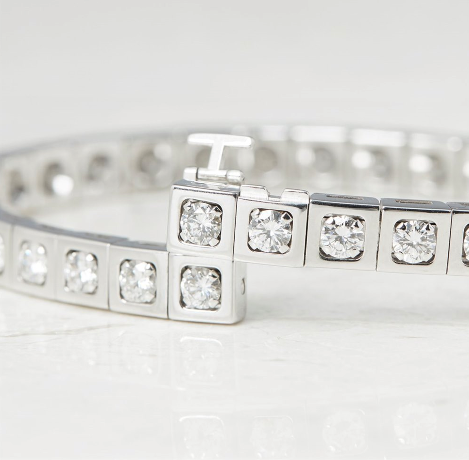 Cartier, 18k White Gold 6.00ct Diamond Tectonique Bracelet - Image 5 of 18