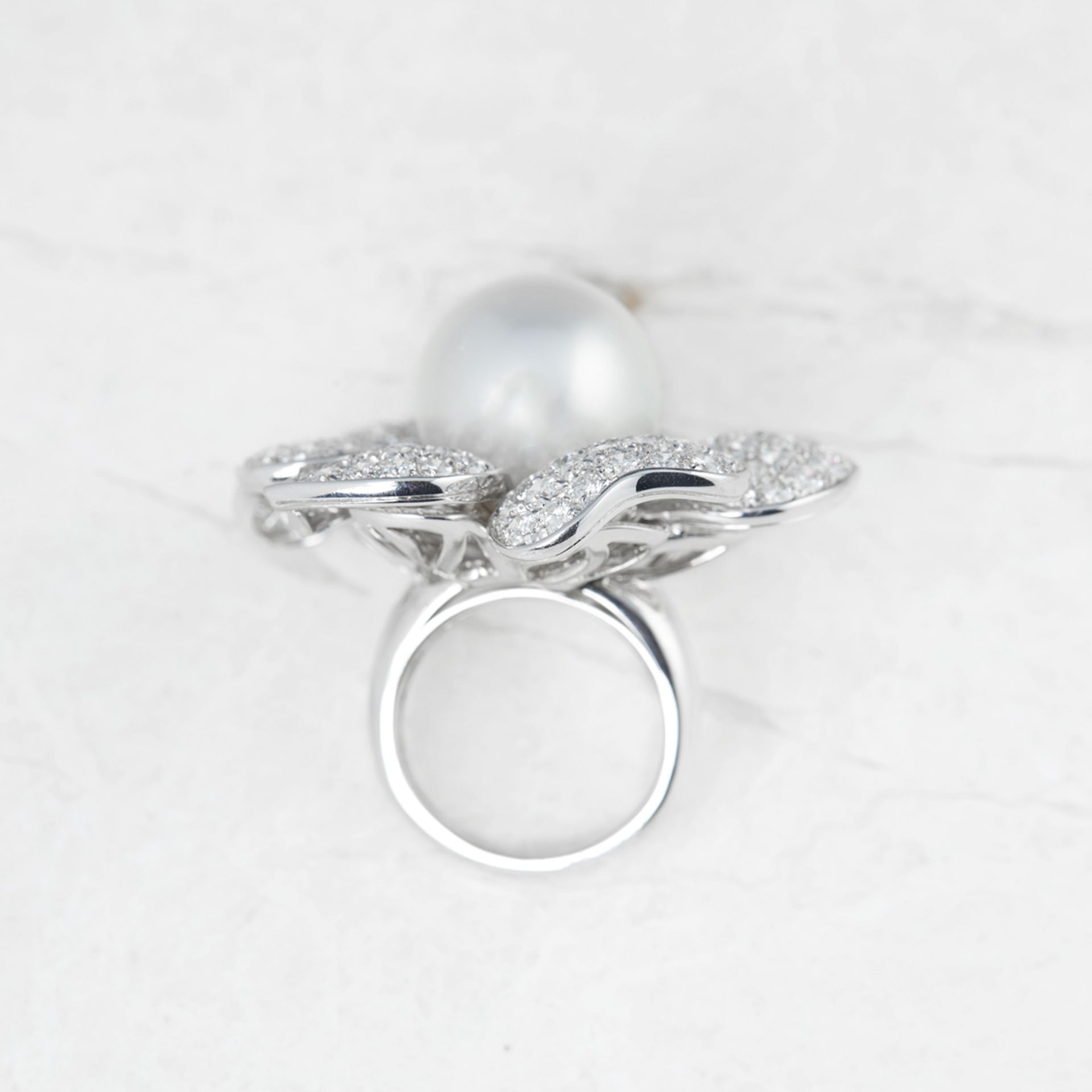 Picchiotti 18k White Gold South Sea Pearl & 7.80ct Diamond Flower Ring - Bild 4 aus 5