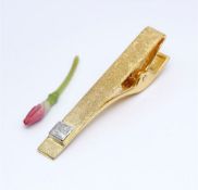 IGI certified 14 K Solid Yellow Gold and Diamond Tie Pin