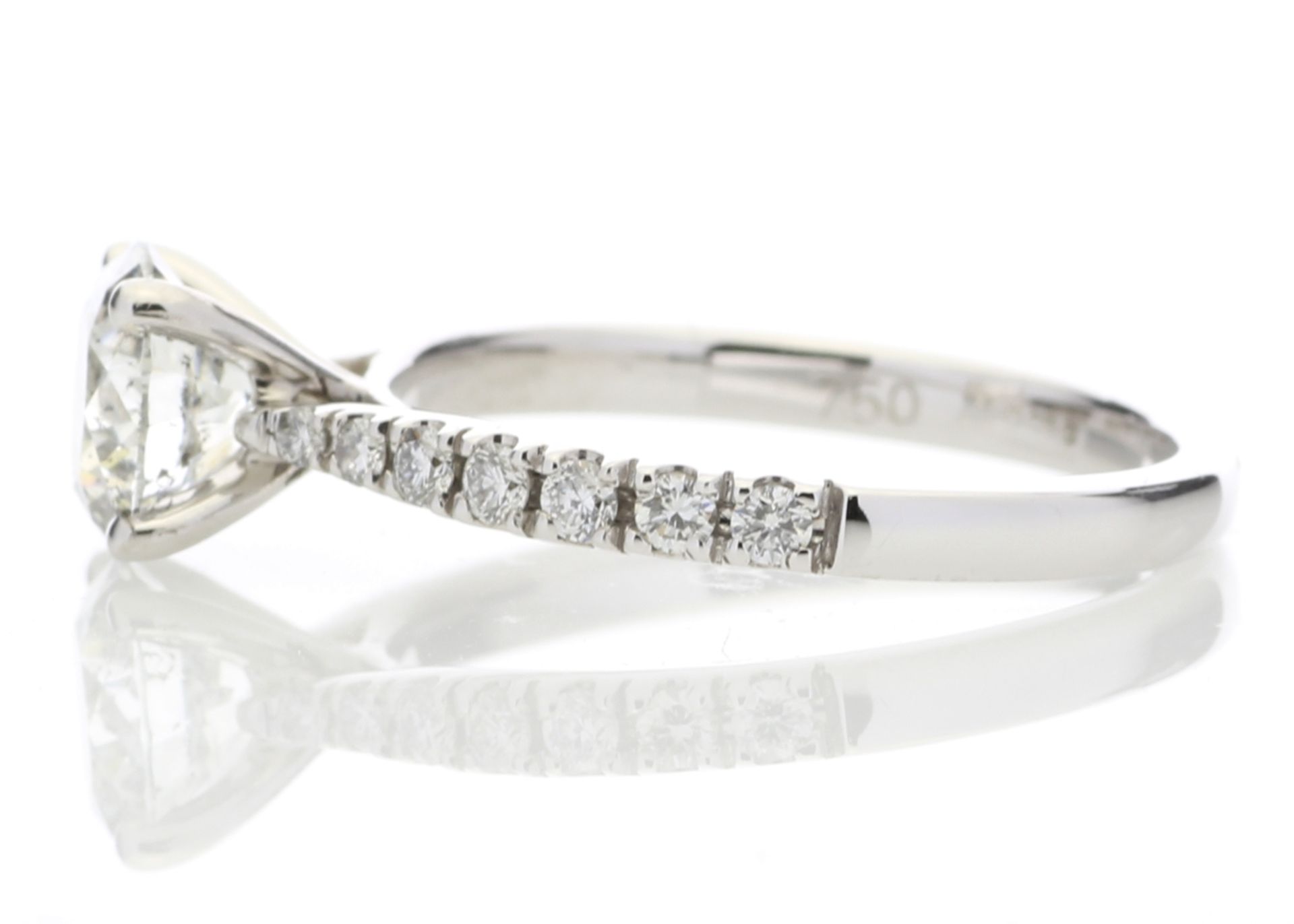 18ct White Gold Single Stone diamond Ring With Stone Set Shoulders (1.07) 1.30 - Image 2 of 4