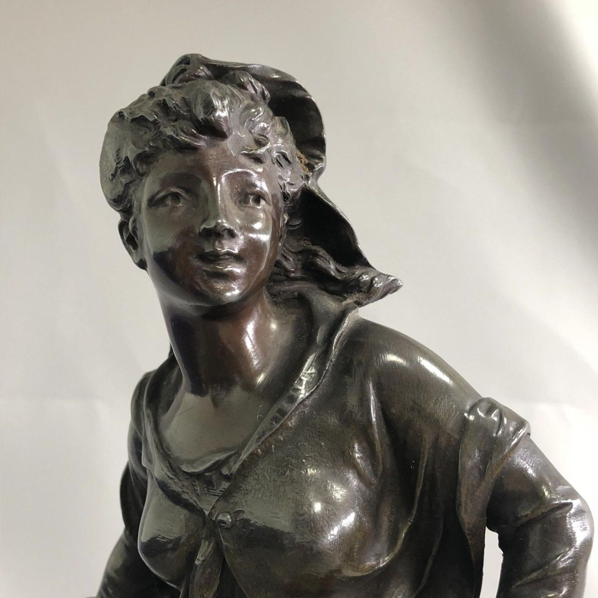 Antique French Bronzed Spelter sculpture figurine 'Noel' - After Emile Bruchon - Image 2 of 8