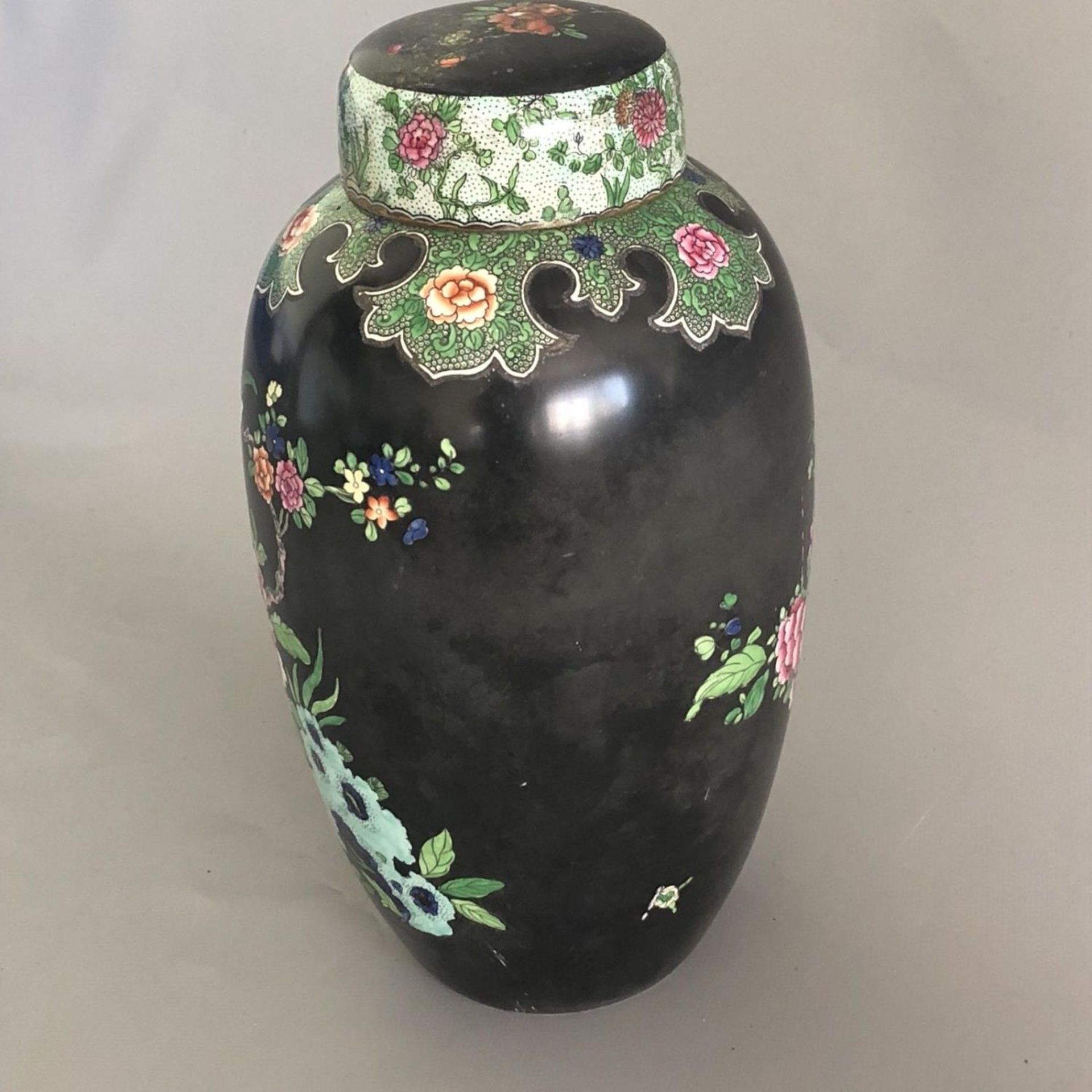 An antique Carlton Ware vase & cover KANG HSI blossom & bird on black ground - Image 2 of 8