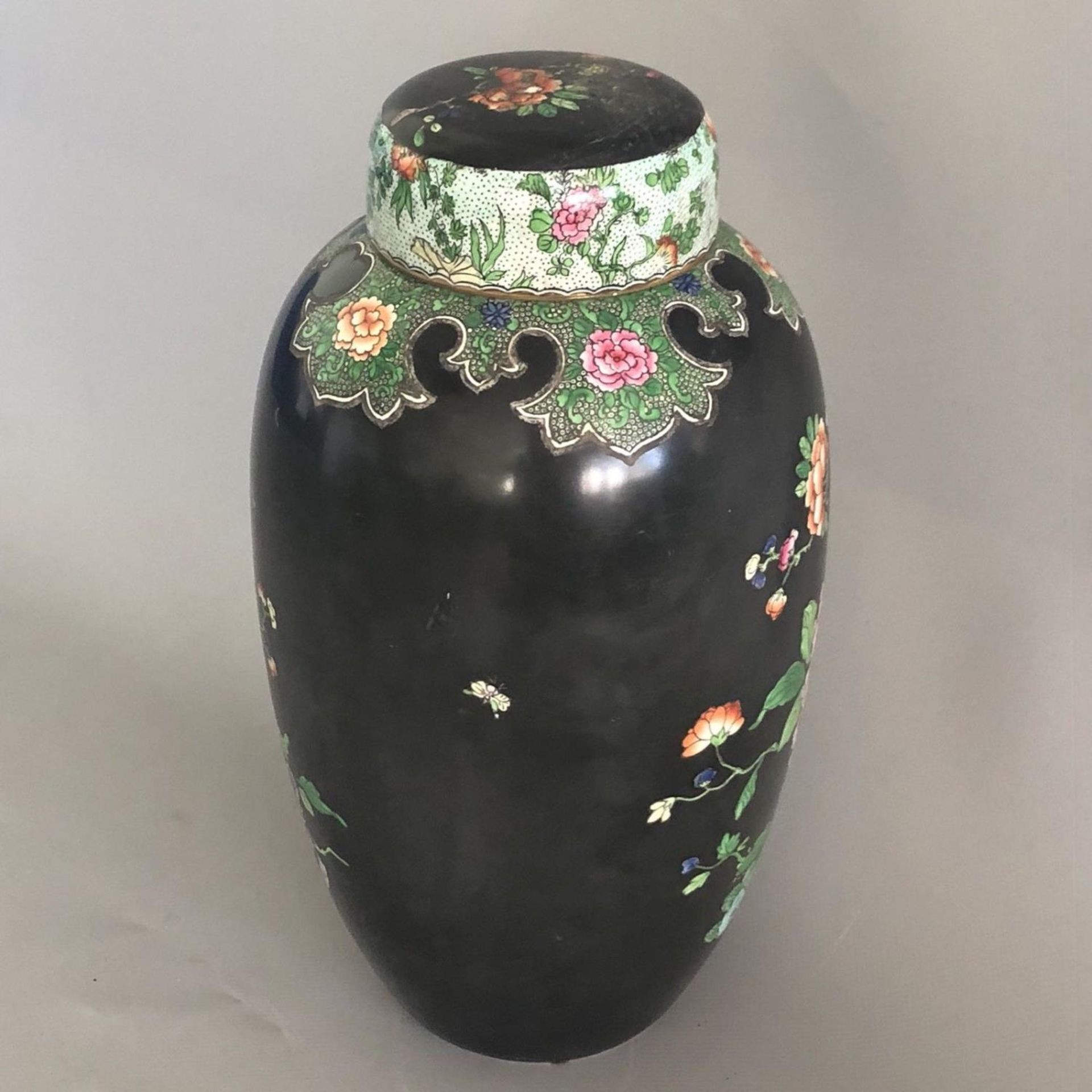 An antique Carlton Ware vase & cover KANG HSI blossom & bird on black ground - Image 3 of 8